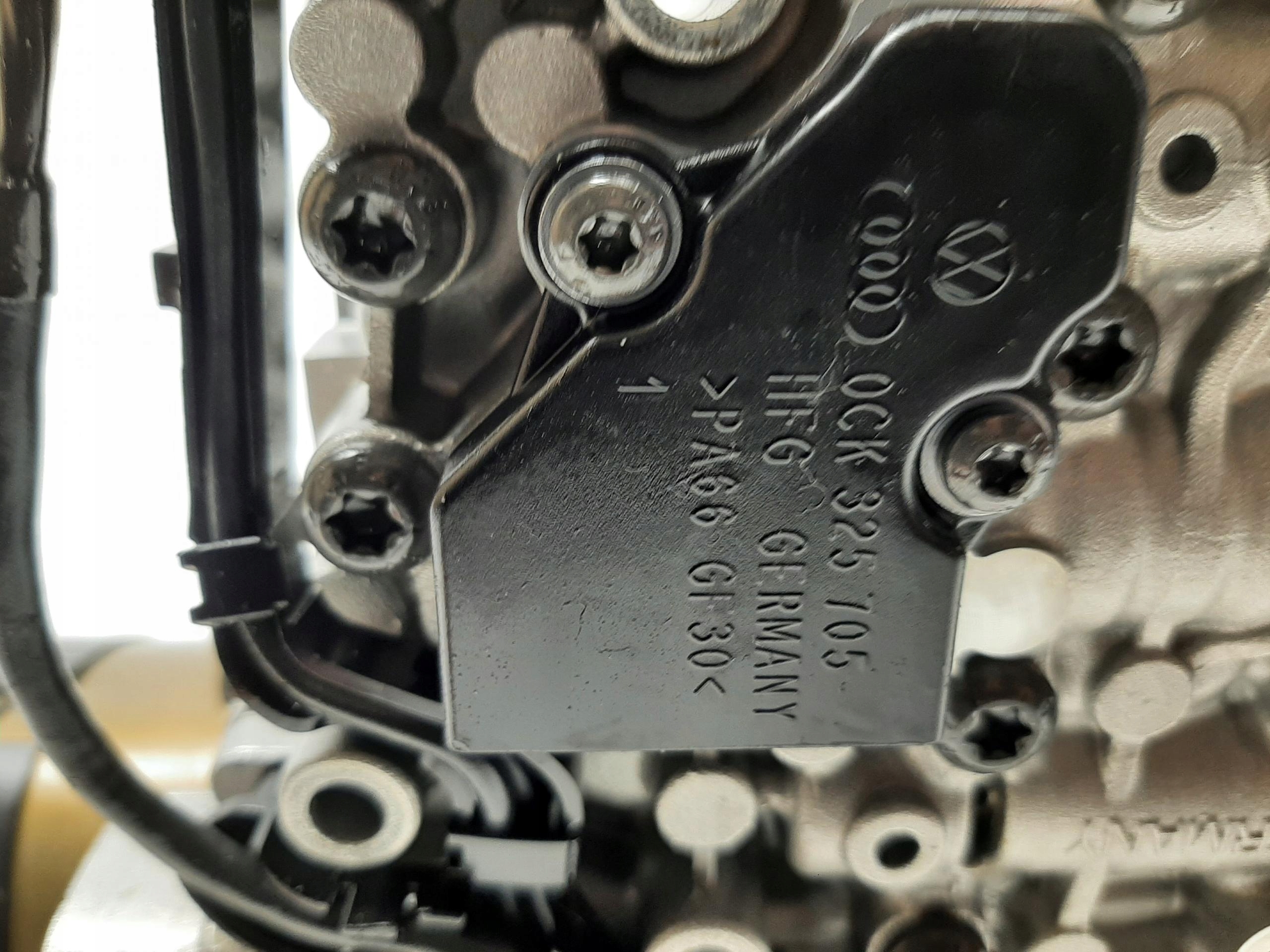 Audi A4 B9 mechatronik 0CK325065E image 8