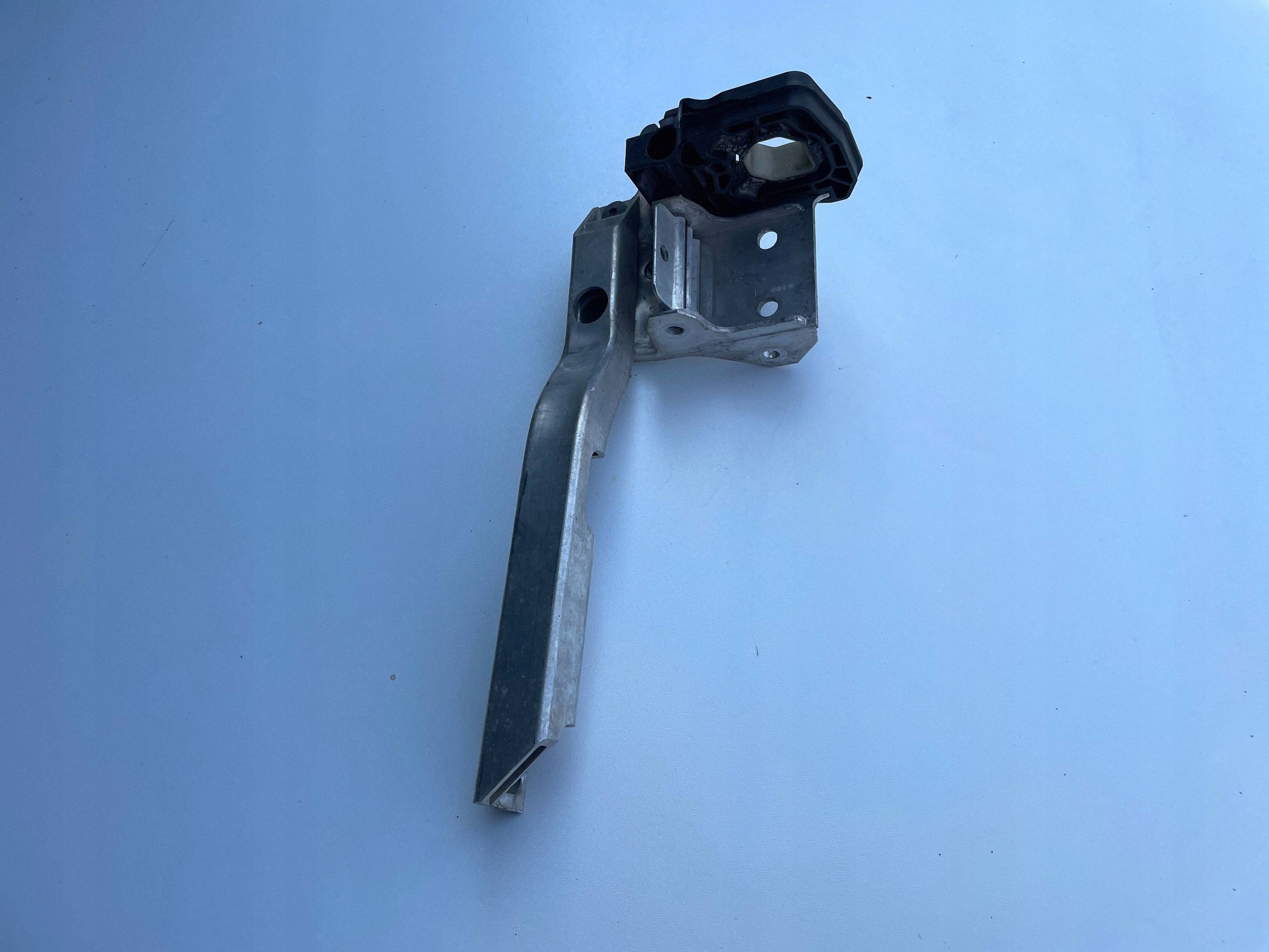 BMW 5 F10 F11 Halter Kühler Links 7583119 image 3