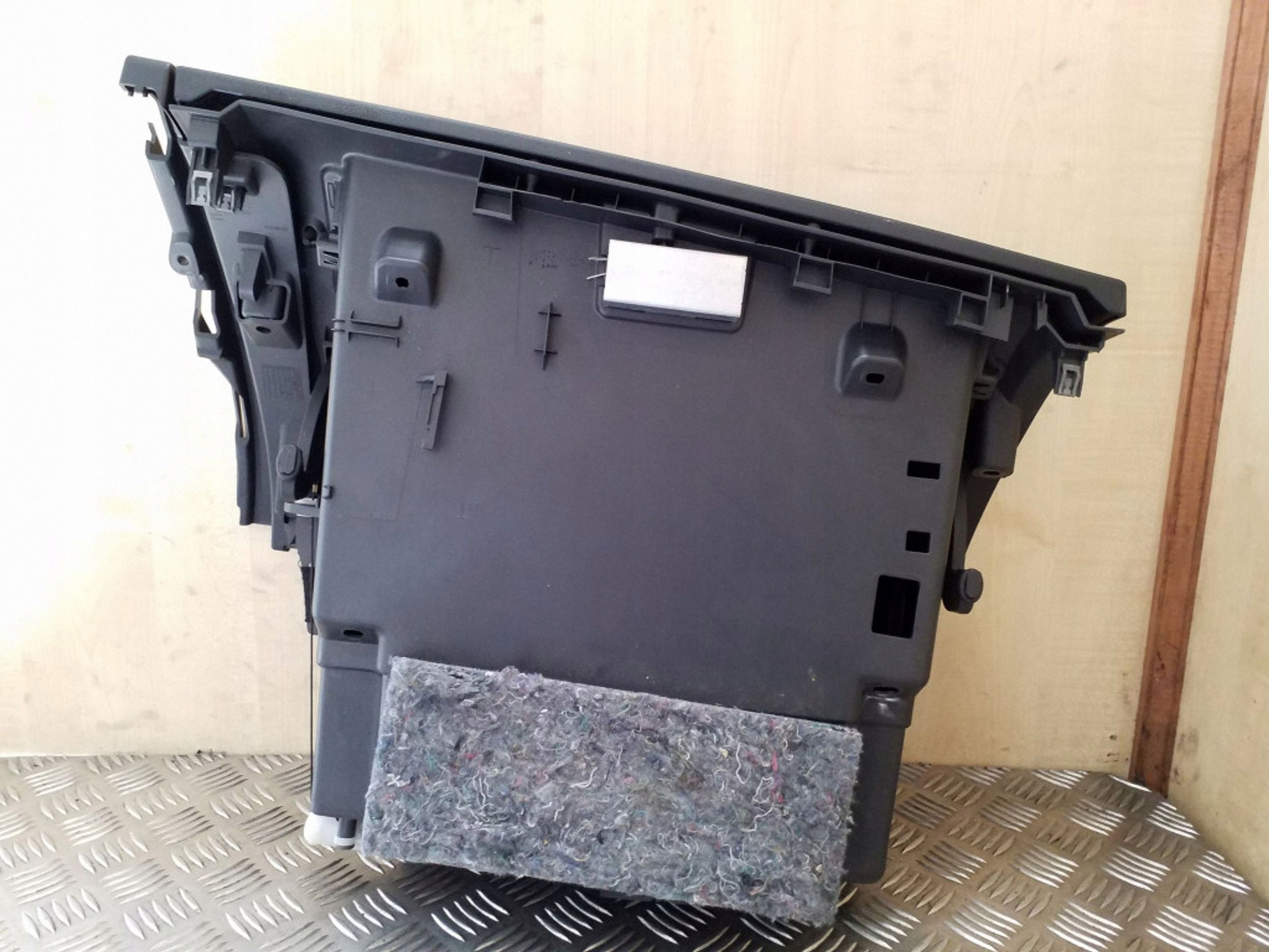 VOLVO XC60 Coffre tableau de bord 39809232 image 3
