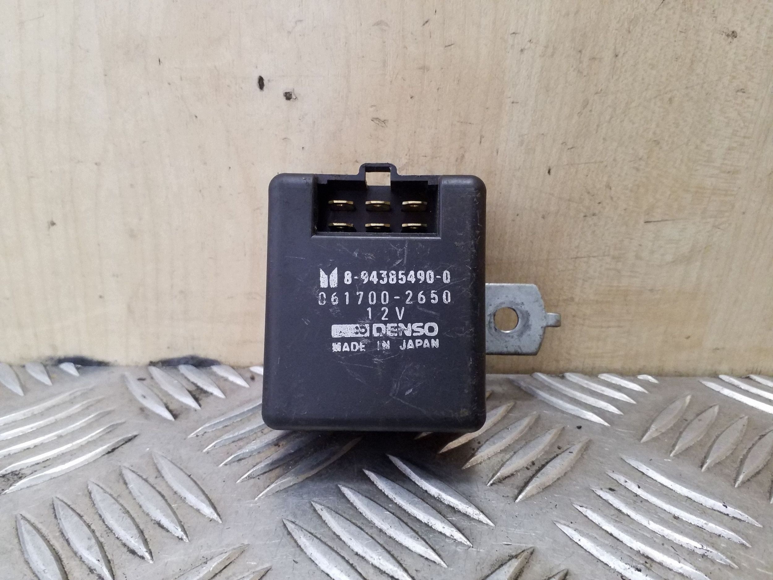 Relais Opel Frontera A 8943854900 image 2