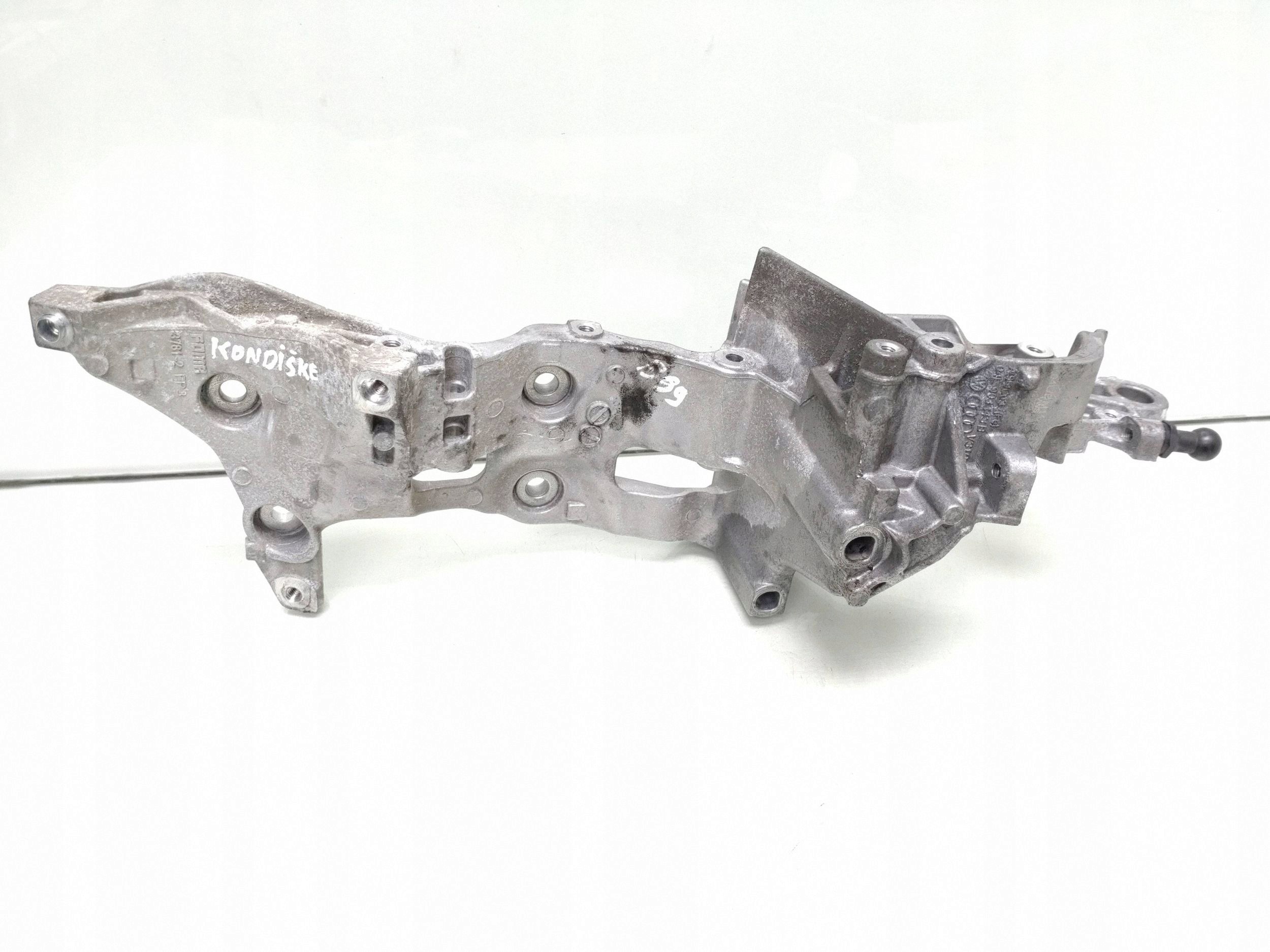 Support compresseur clim Seat Leon 5F 04L903143B image 2