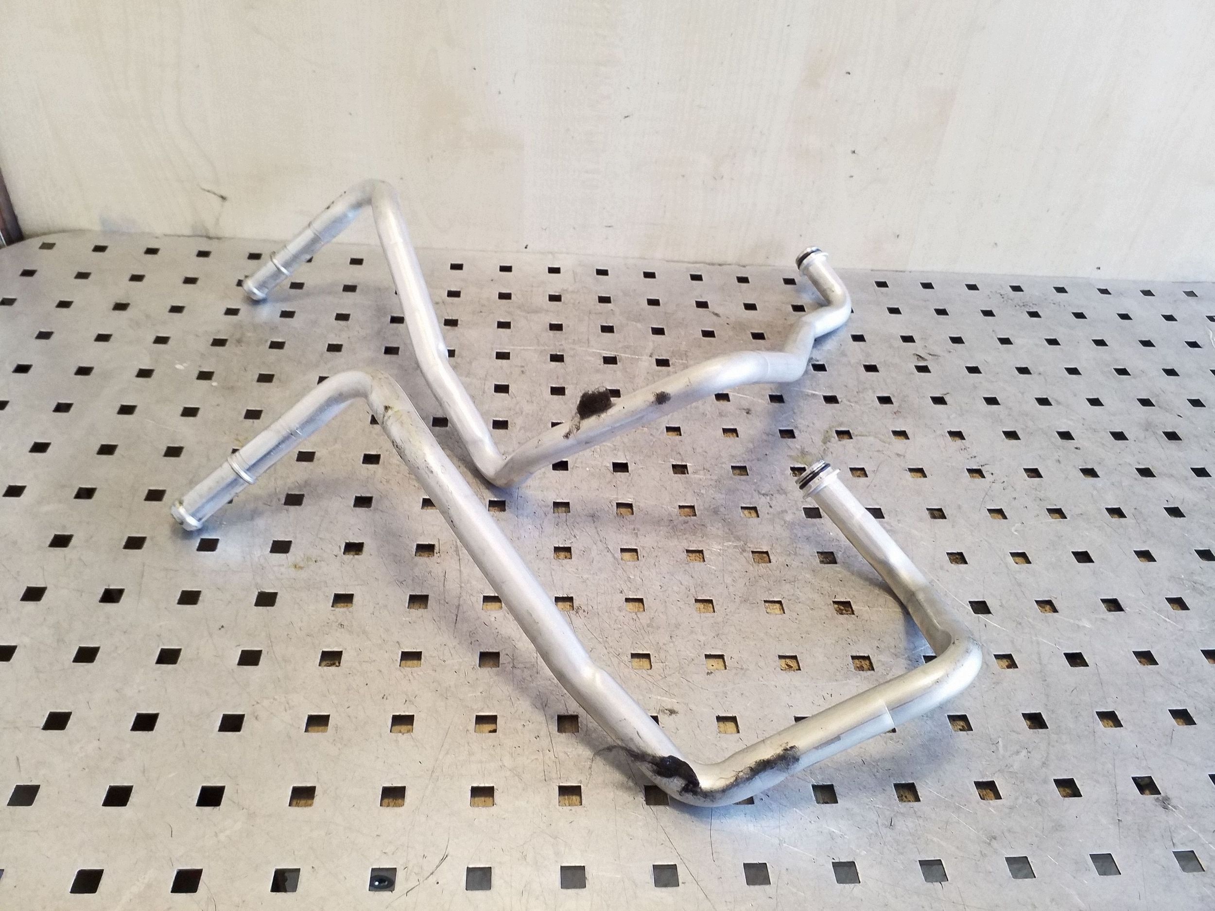 Manguera de calefacción Audi A8 S8 D4 4H VAL79495
