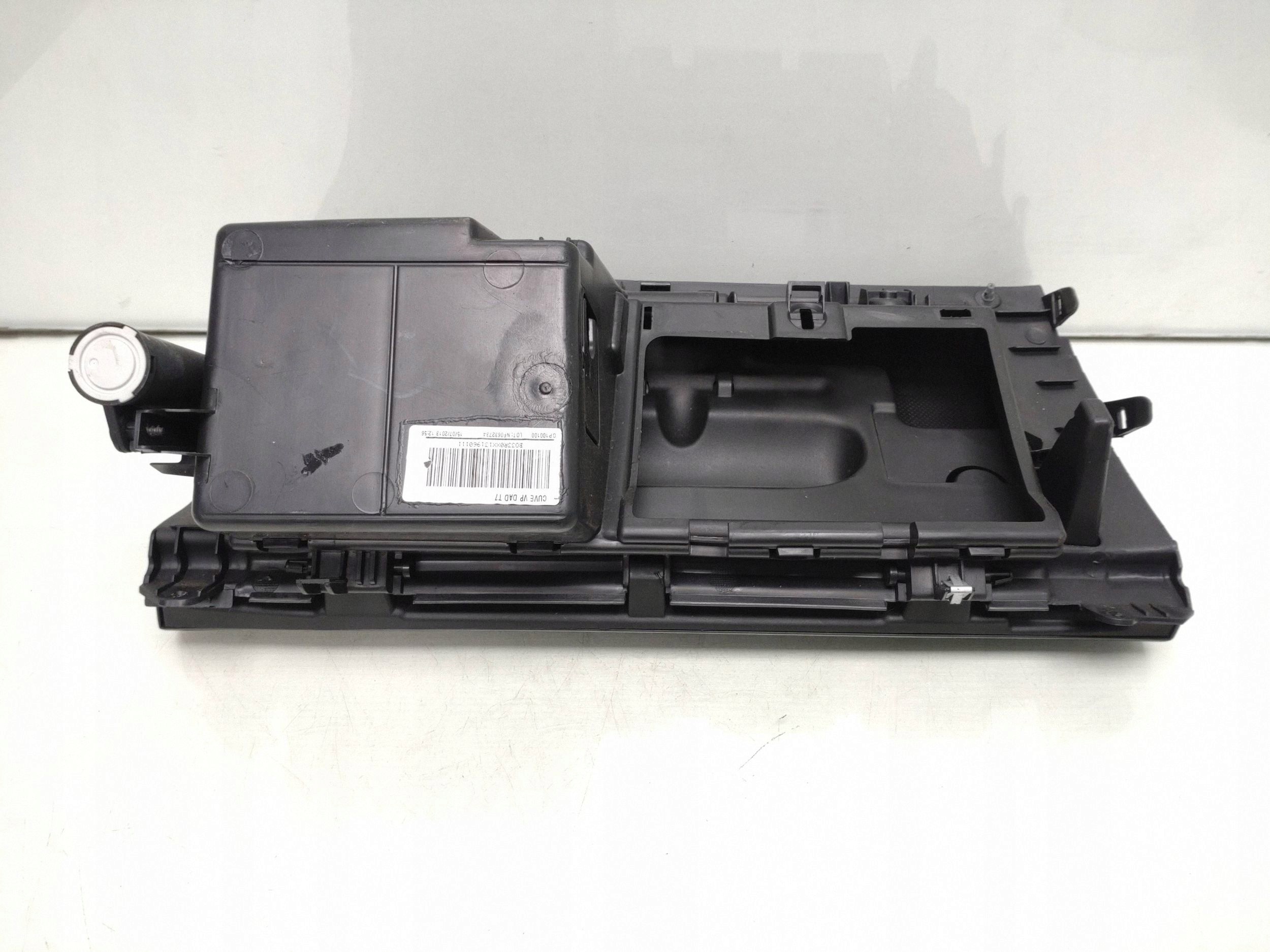 Dashboard Opbergvak Peugeot RCZ 9661216077 image 6