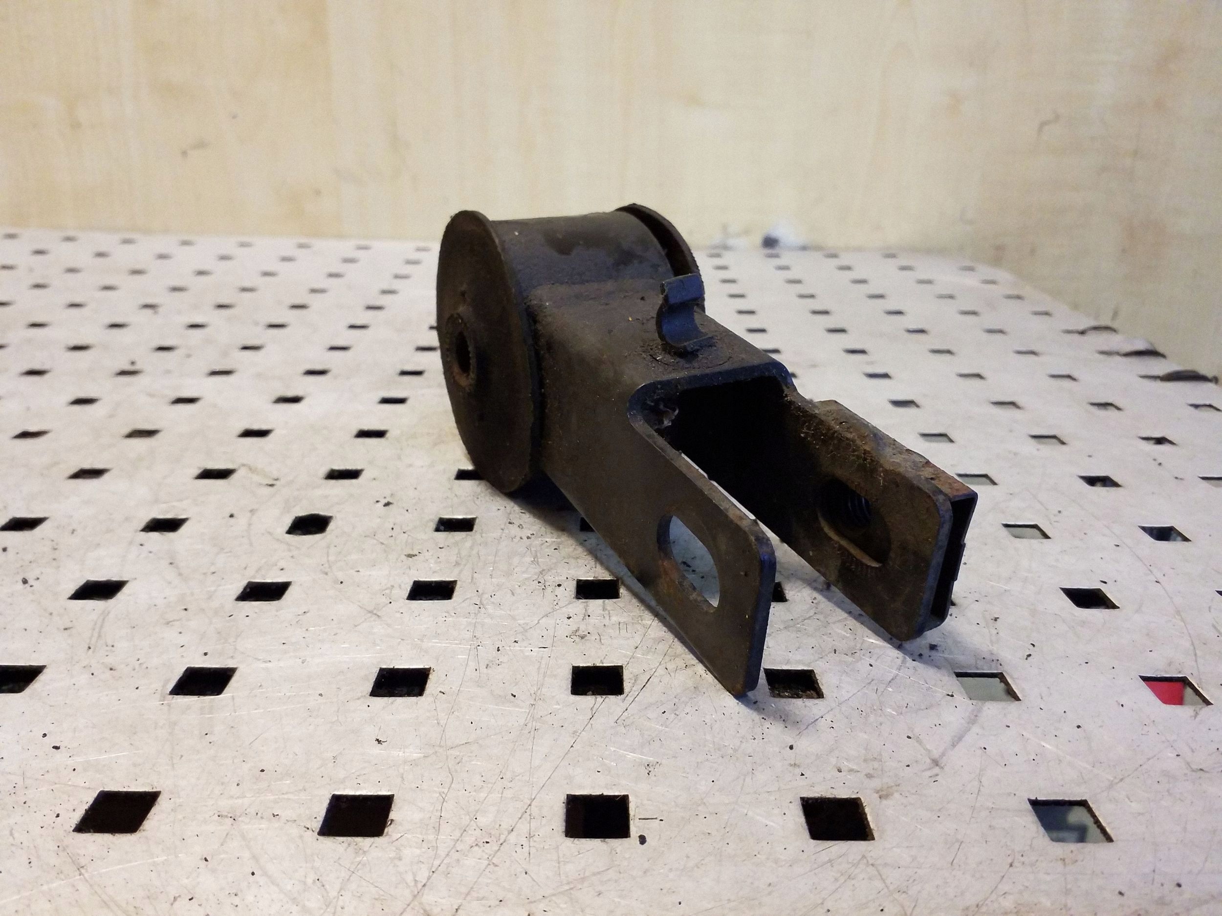 Front Engine Mount Land Rover Freelander 1.8L W177367 image 6