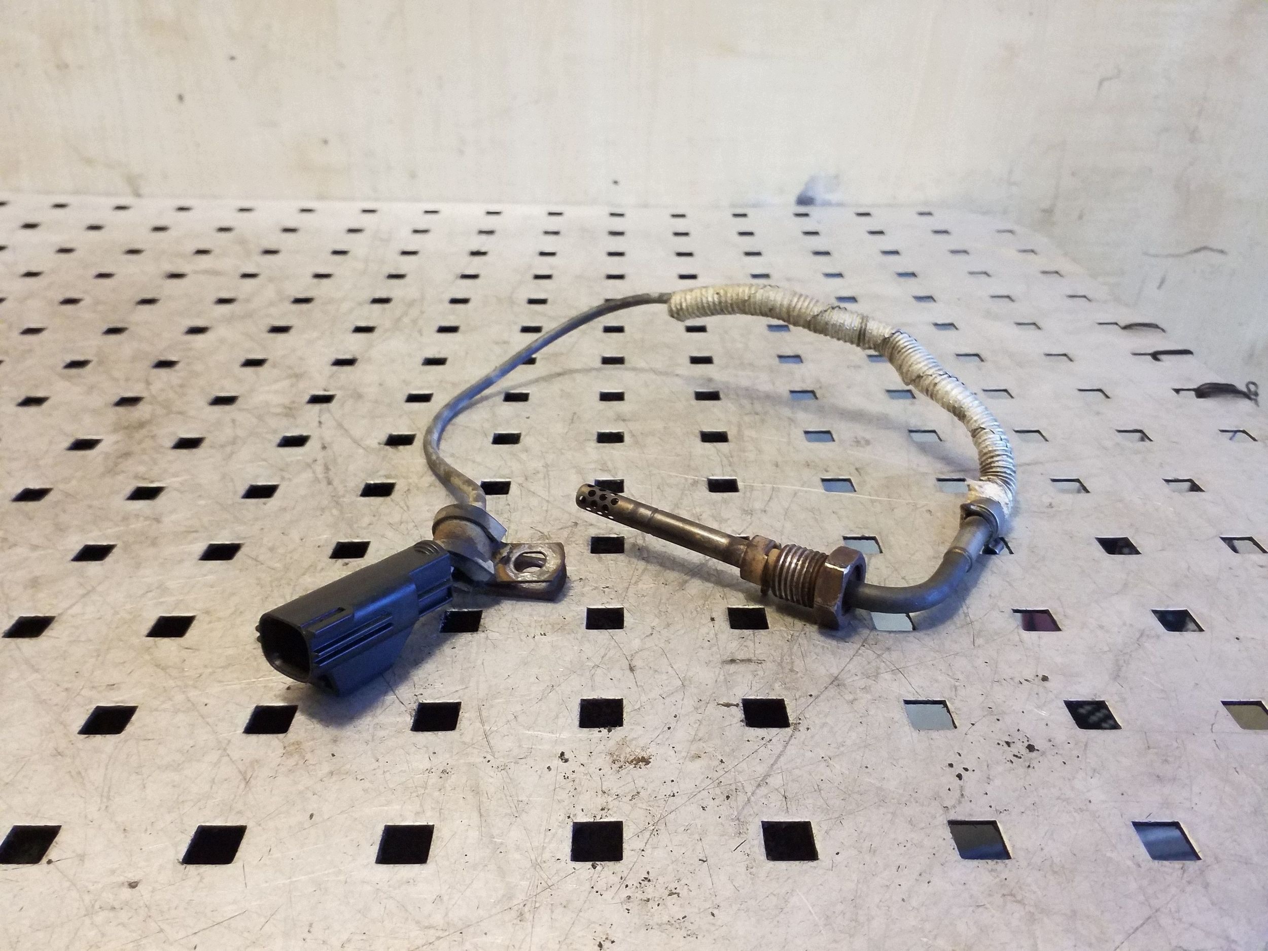 Sensor temperatura gases Volvo XC60 VAL101480 image 2