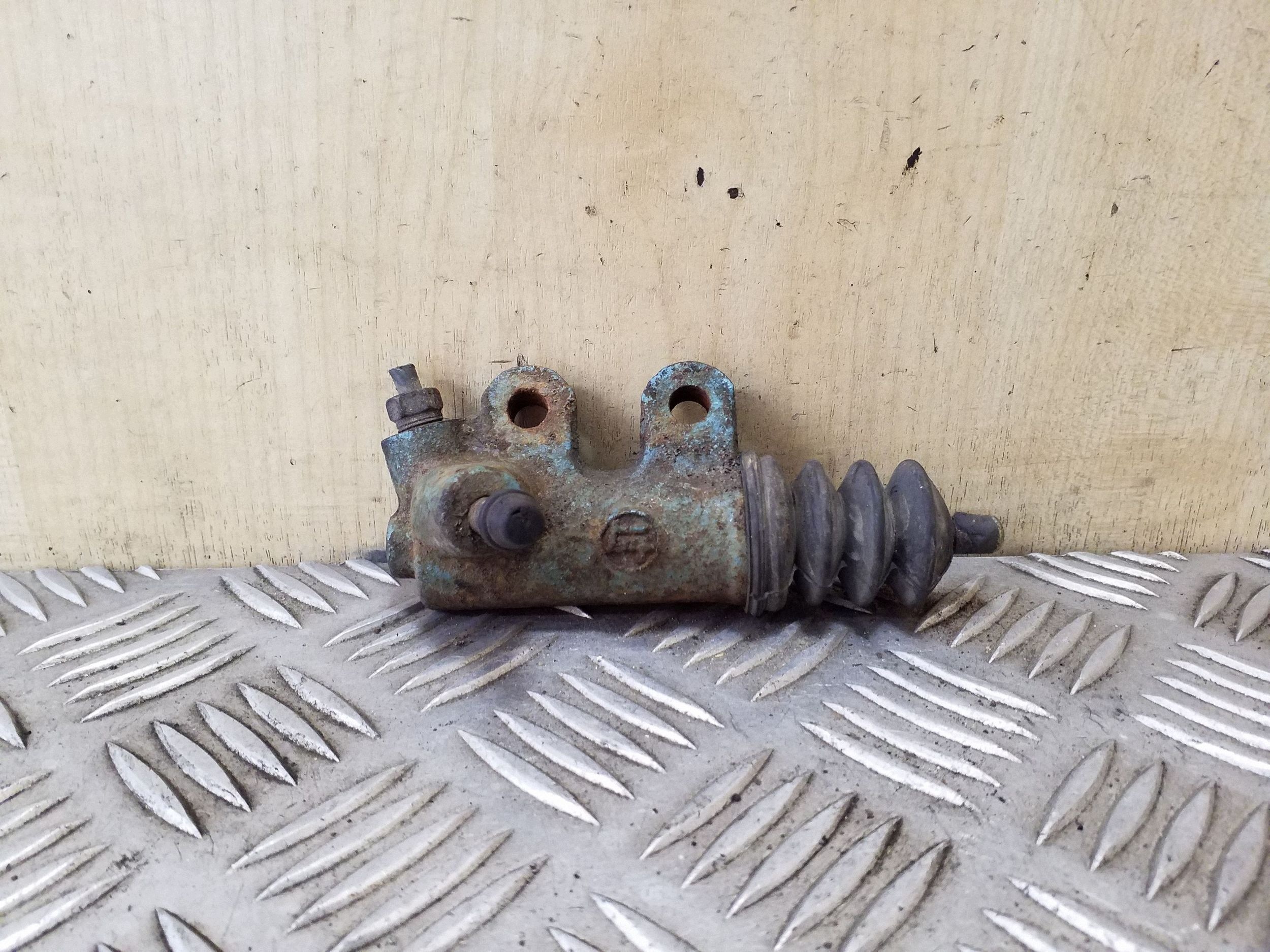 Embrayage Toyota Avensis T220 VAL101018 image 2