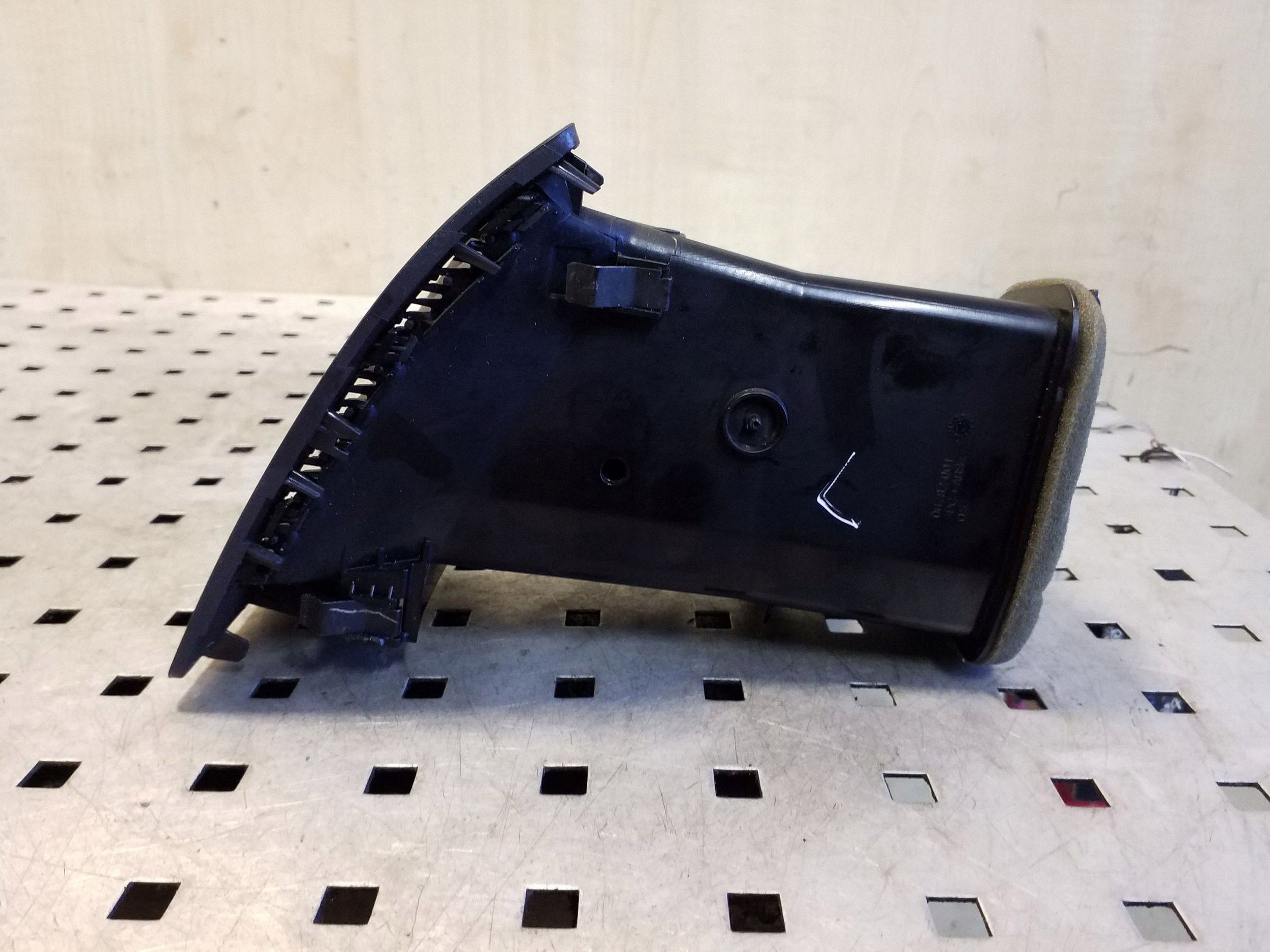Grille d'aération Volvo XC60 gauche 1009820 image 3