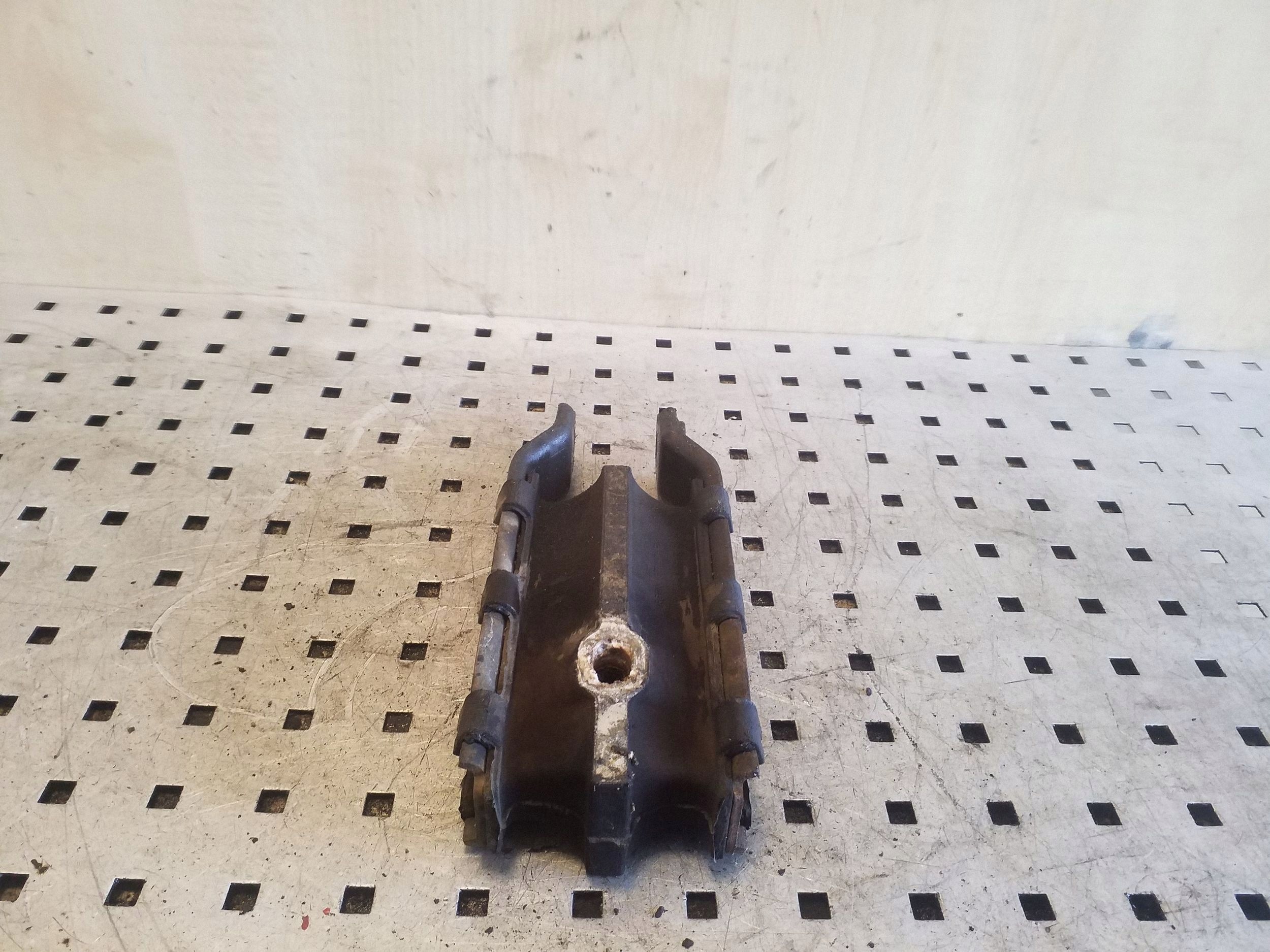Volvo Automatic Transmission Mount 8G9N-6P082-BA image 3