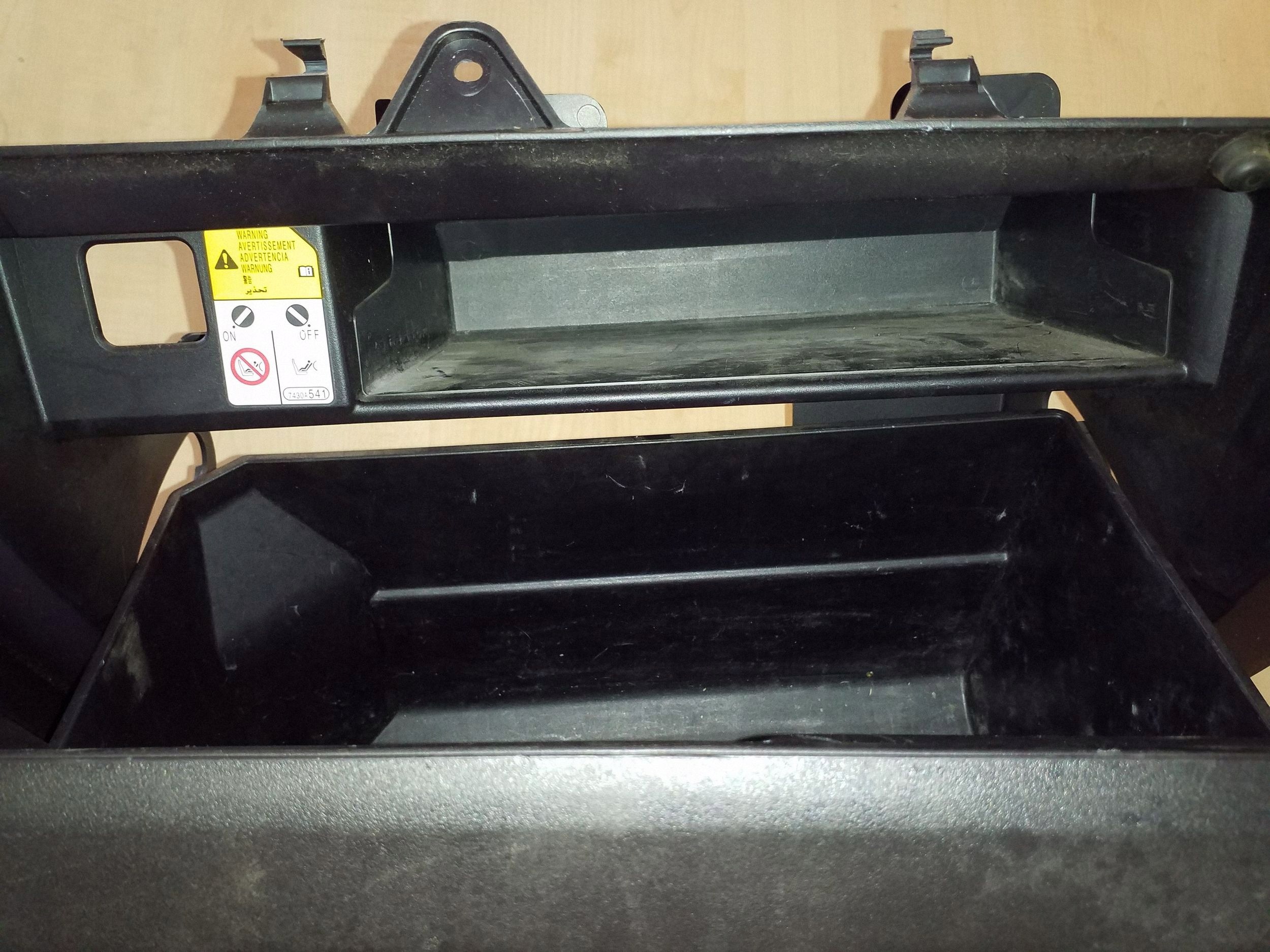 Mitsubishi Pajero hansikaslokero 8006A099 image 7