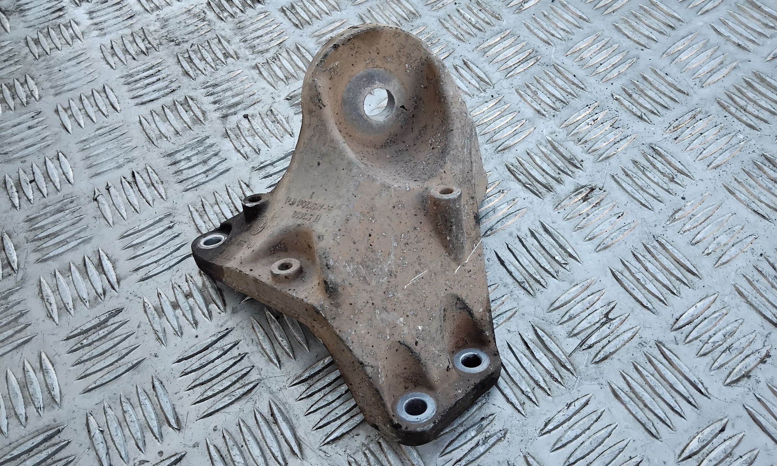 Audi A6 Allroad C6 Soporte Caja Cambios Izquierdo image 2