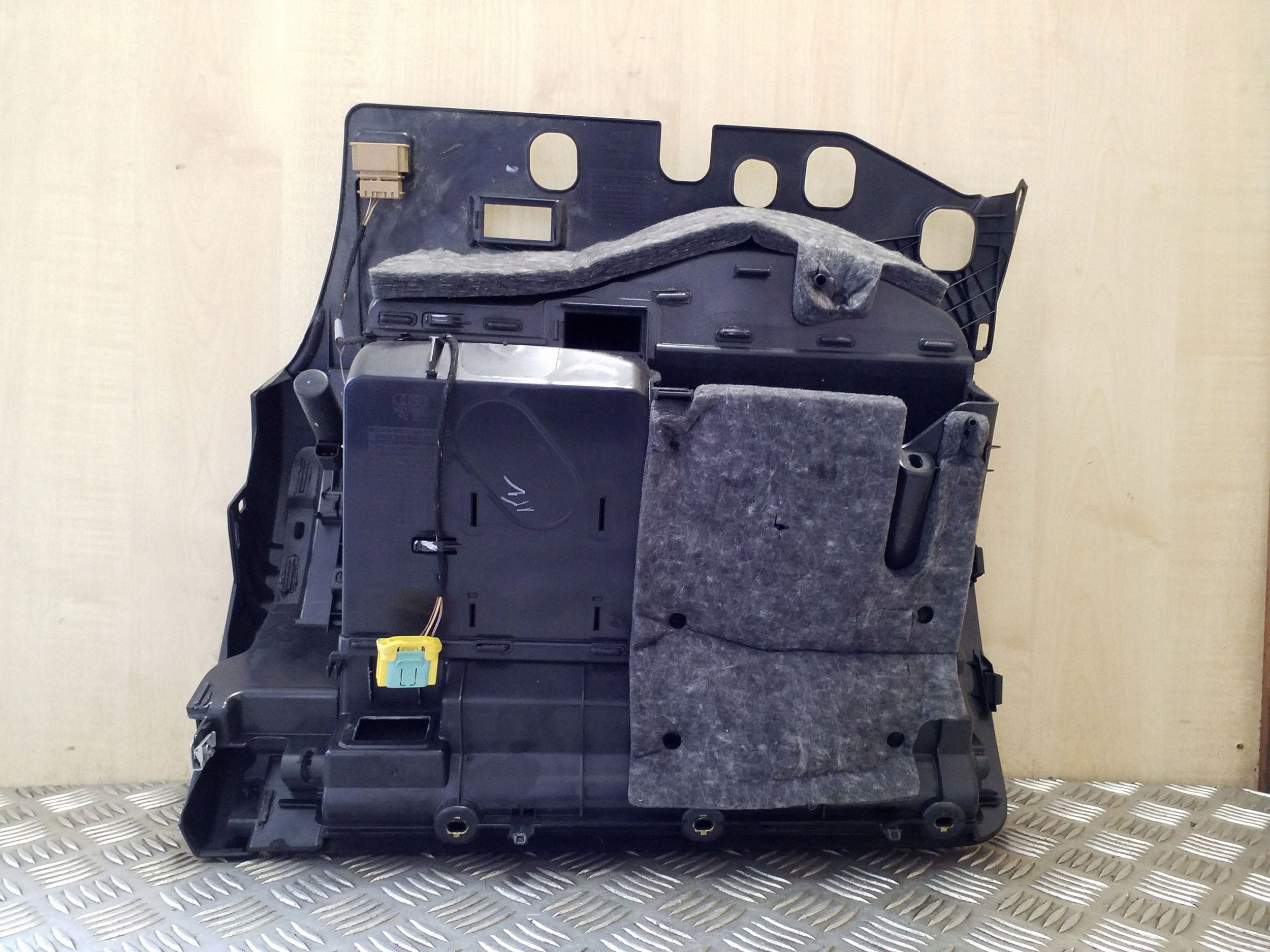 Audi A5 8T 8F Porta-luvas Completo 8K2857035A image 4