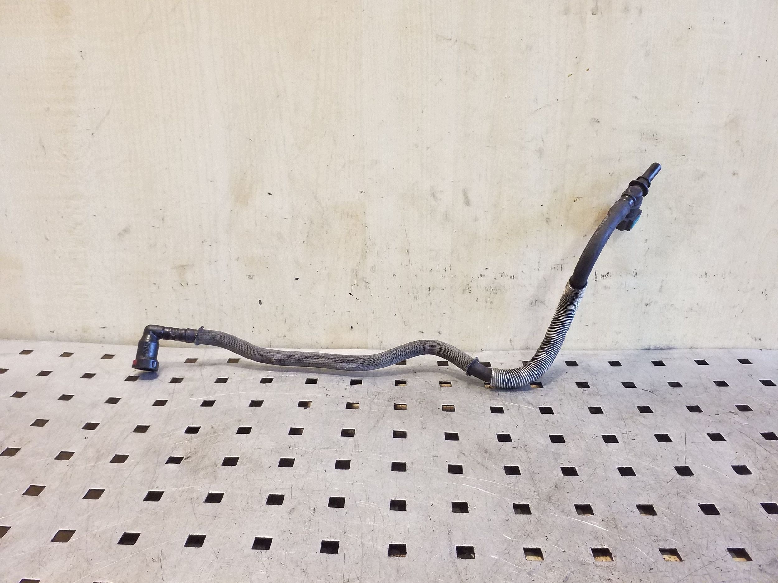 Land Rover Range Rover Sport L320 polttoaineputki