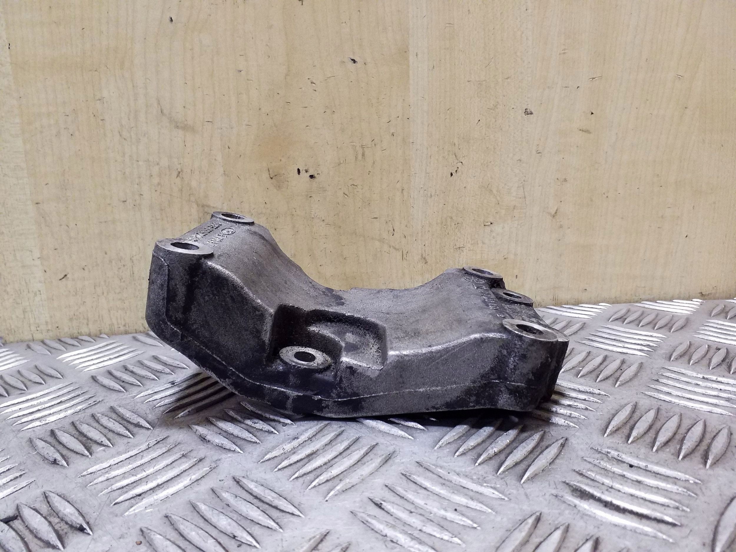 AC Compressor Mounting Bracket FORD 98FF190624AB 1.8L 92kW image 5