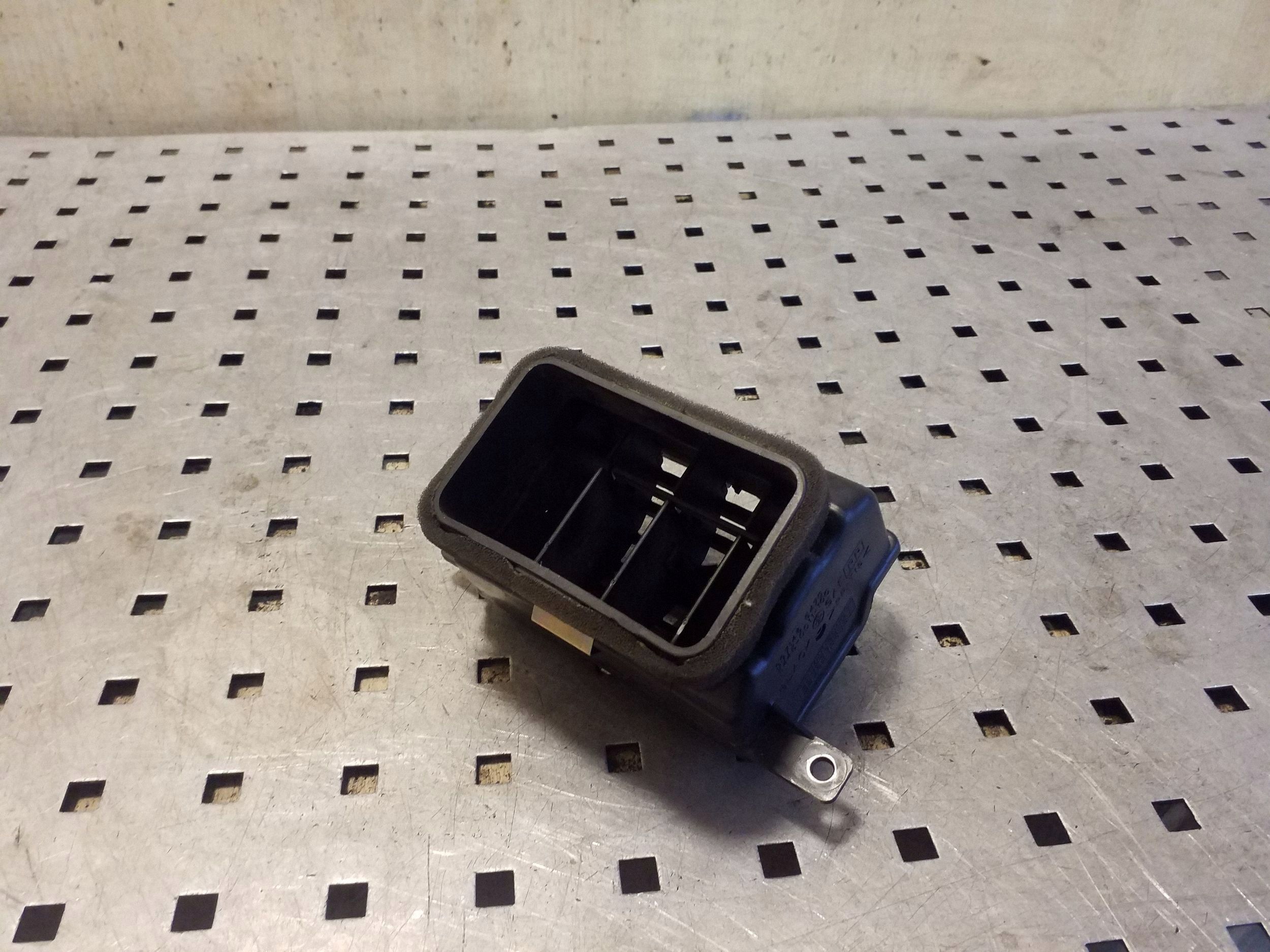 Opel Frontera B Lüftungsgitter links 8971465470 image 4