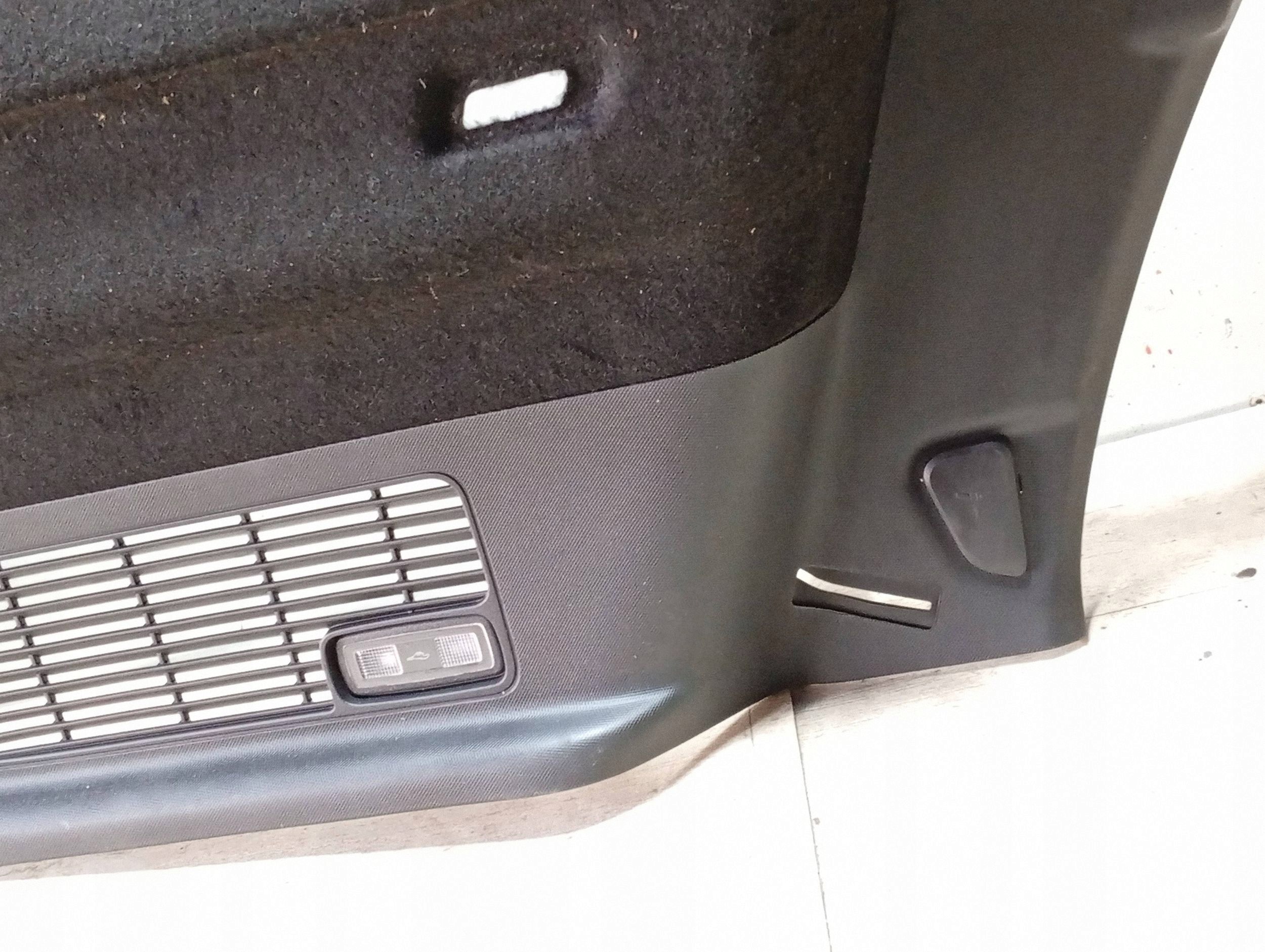 Ford Mustang Mach-E Panel Maletero Usado image 3
