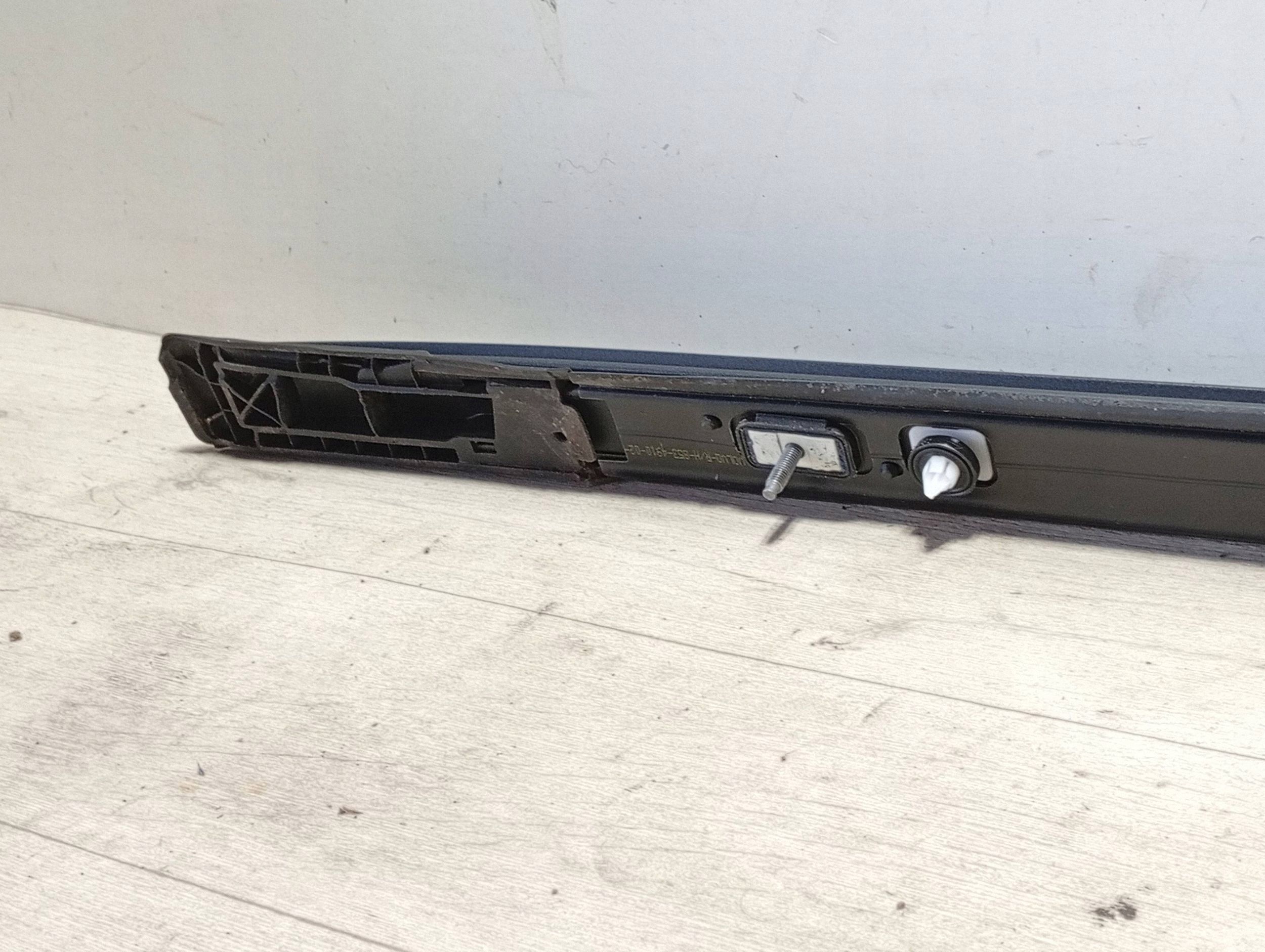 Volvo XC60 2016 kattoteline oikea 853491002 image 8