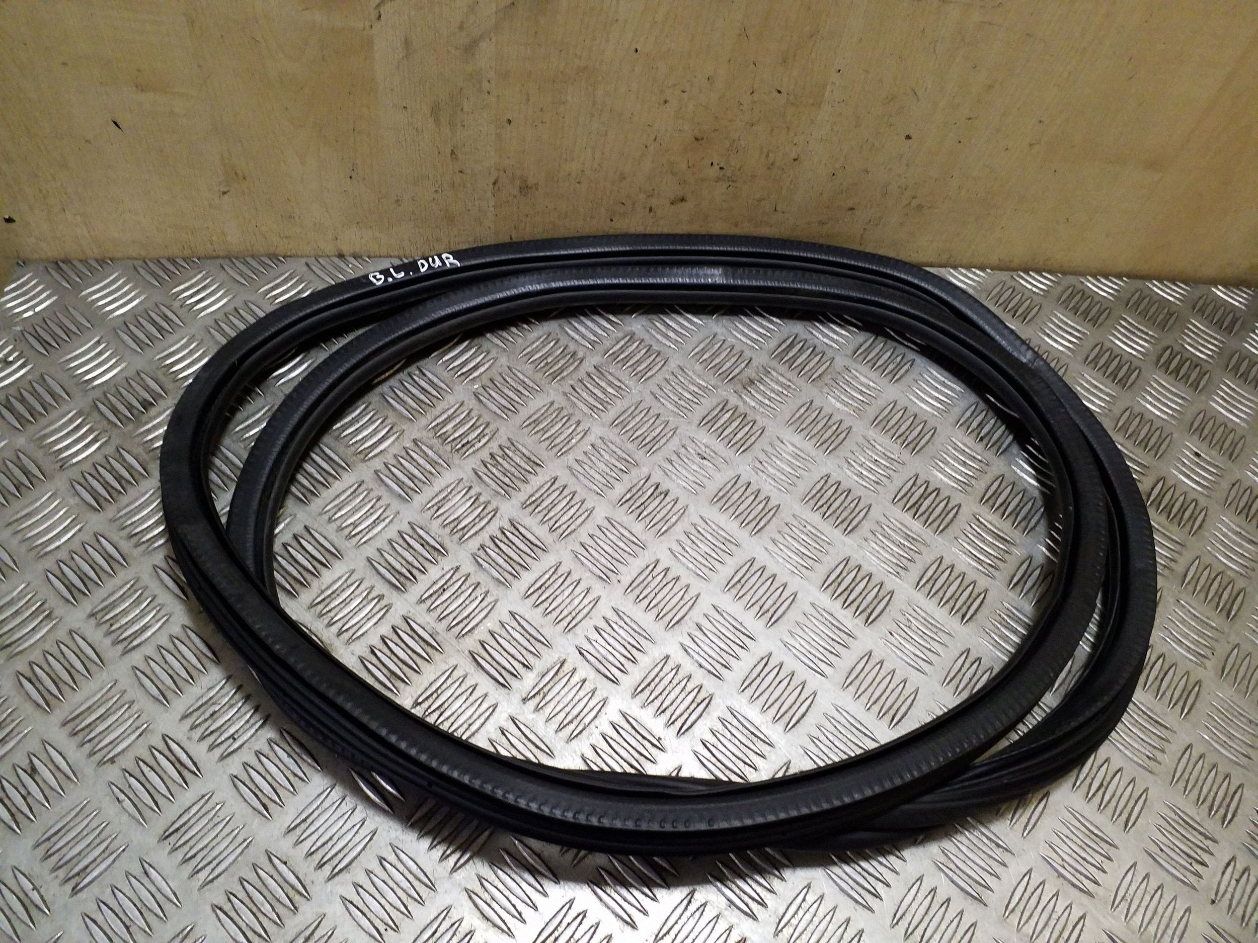 Audi A6 C7 Taka leva vrata, OEM VAL153053 image 2