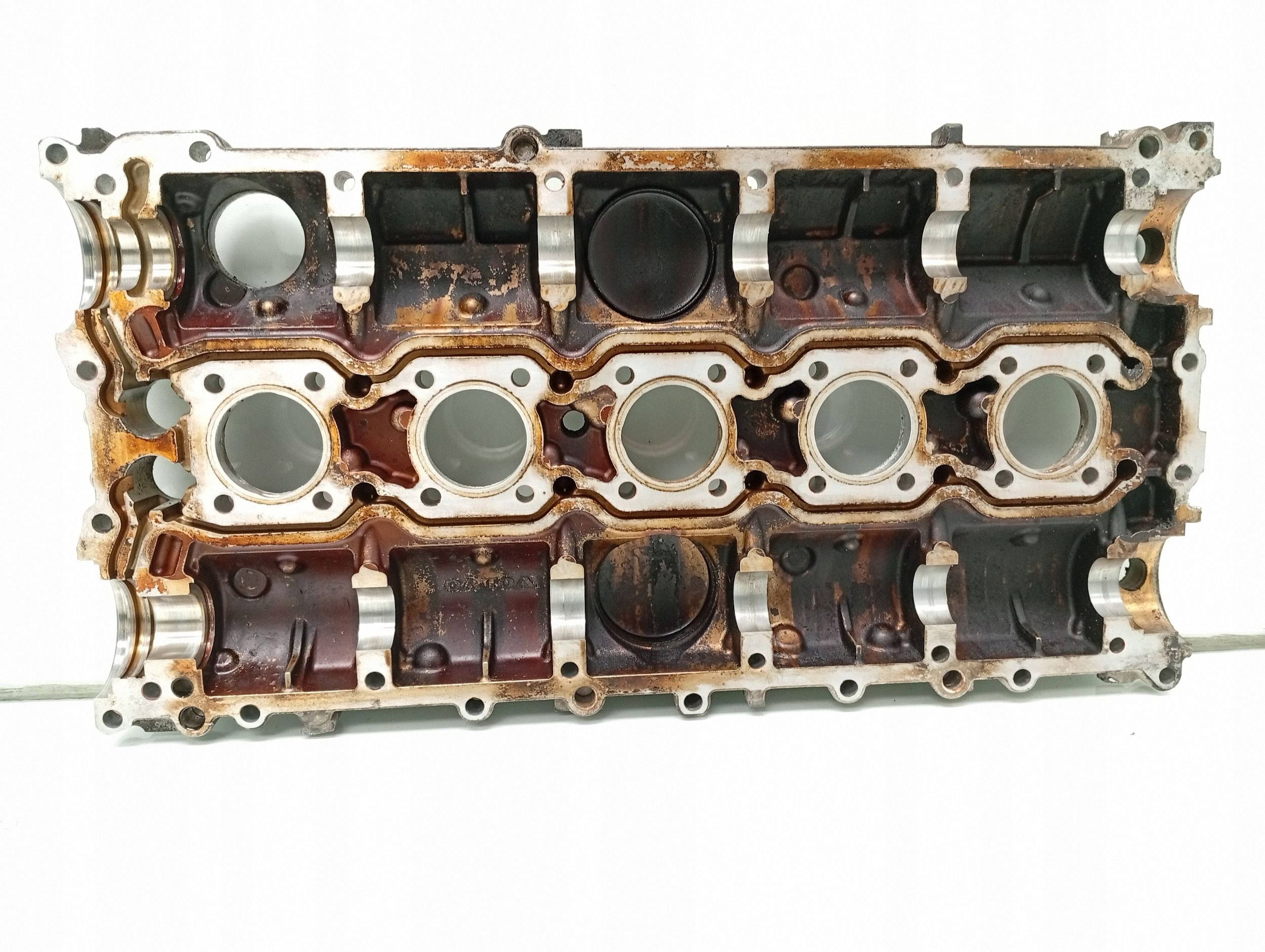Culasse Ford Mondeo MK4 2.5T OEM 8642291 image 4