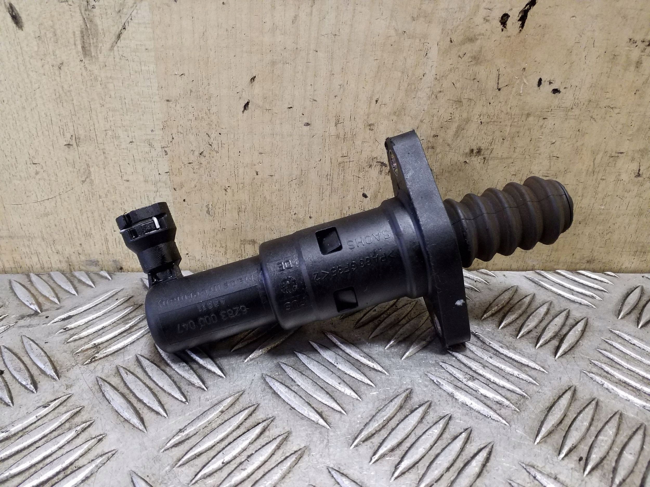 Embrayage VW Passat B8 6283000047 image 6