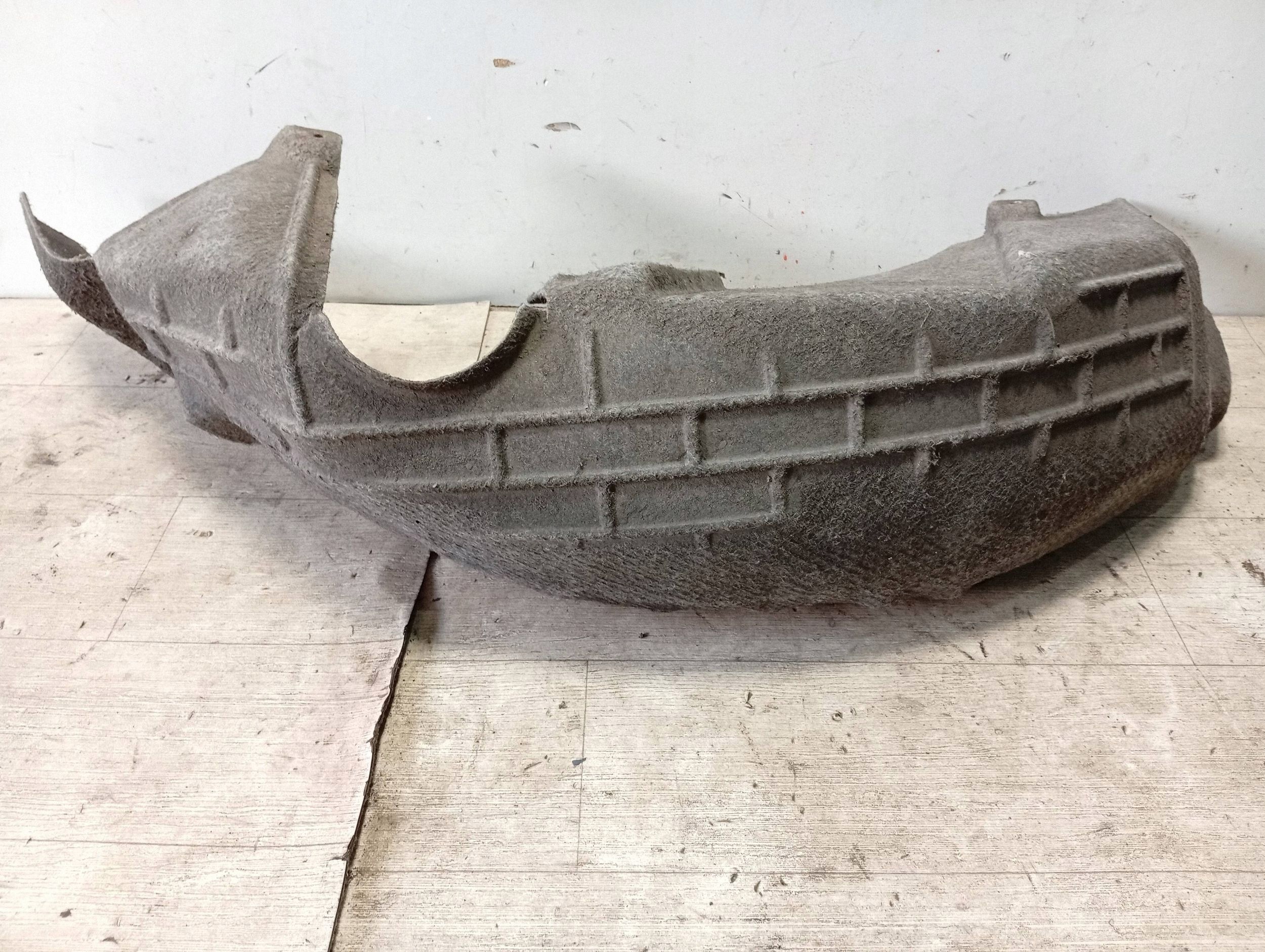2015 Ford Fiesta Hintere Radläufe OEM FRC143422 image 2