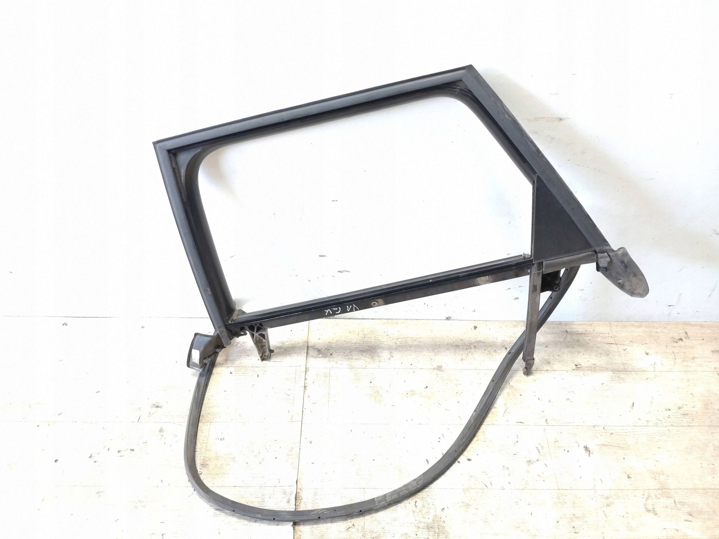 Audi A4 S4 B7 Fensterrahmen hinten T3047