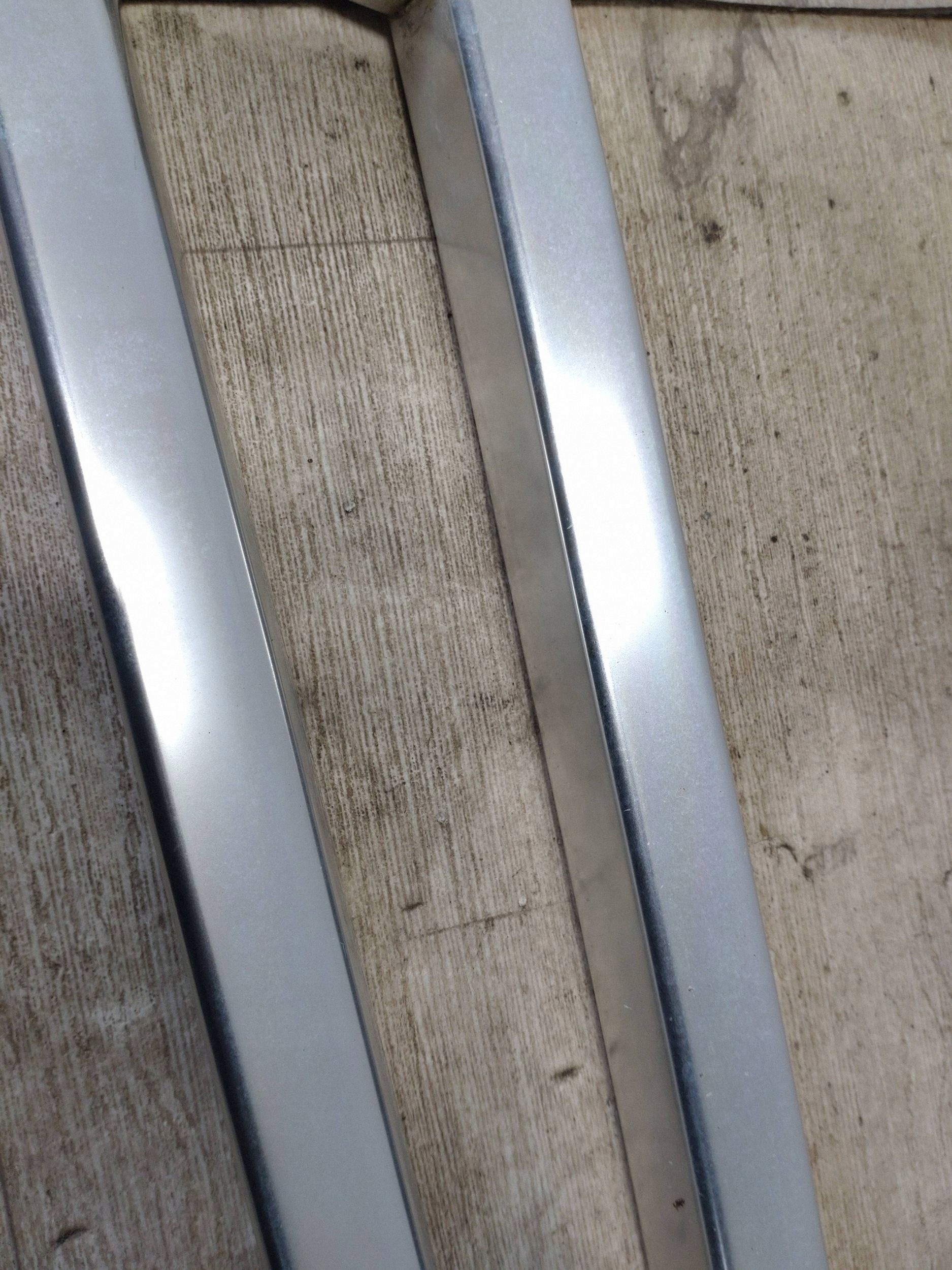 Kattoteline oikea kromi Audi A4 B7 8E9860022H