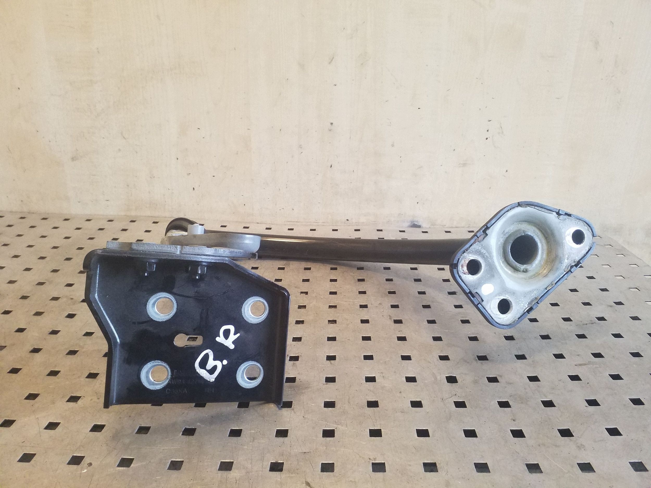 Jaguar XJL Takaluukun Kansi Oikea AW9342714AD