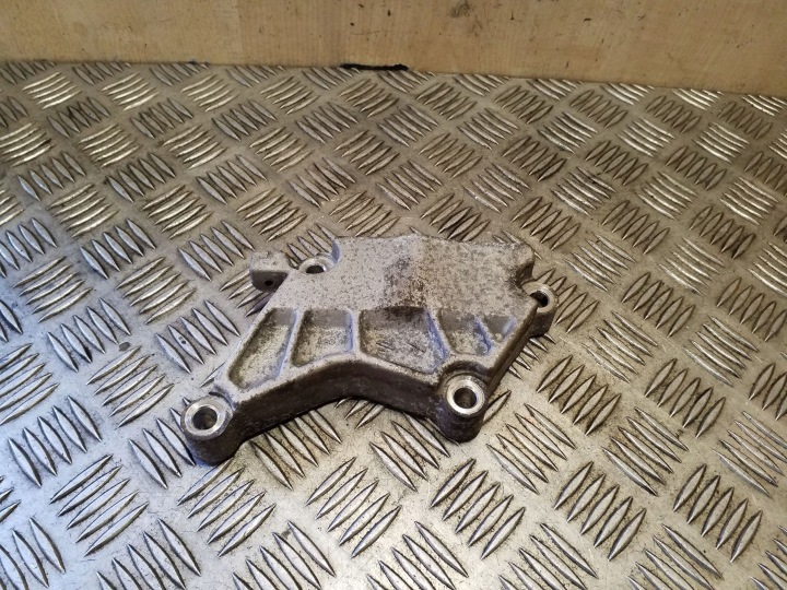 Supporto motore HYUNDAI IX35 VAL190694