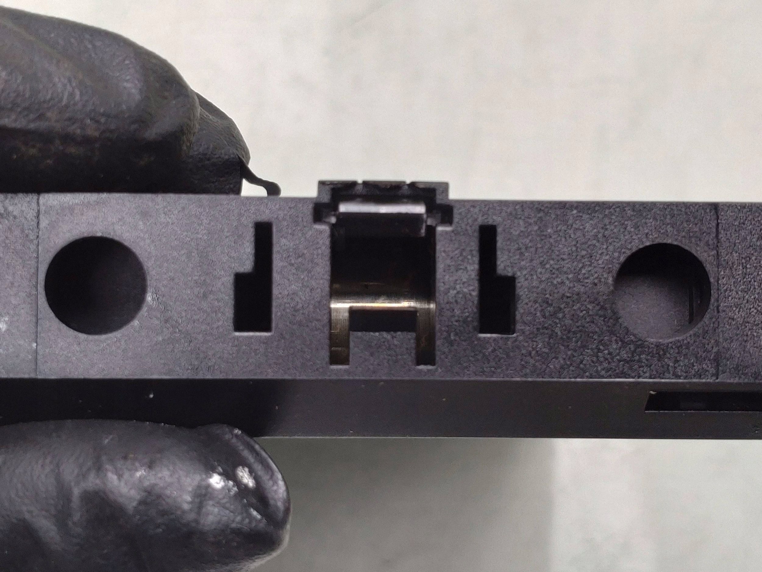 Support gobelet Audi OE 8H2862534 image 3