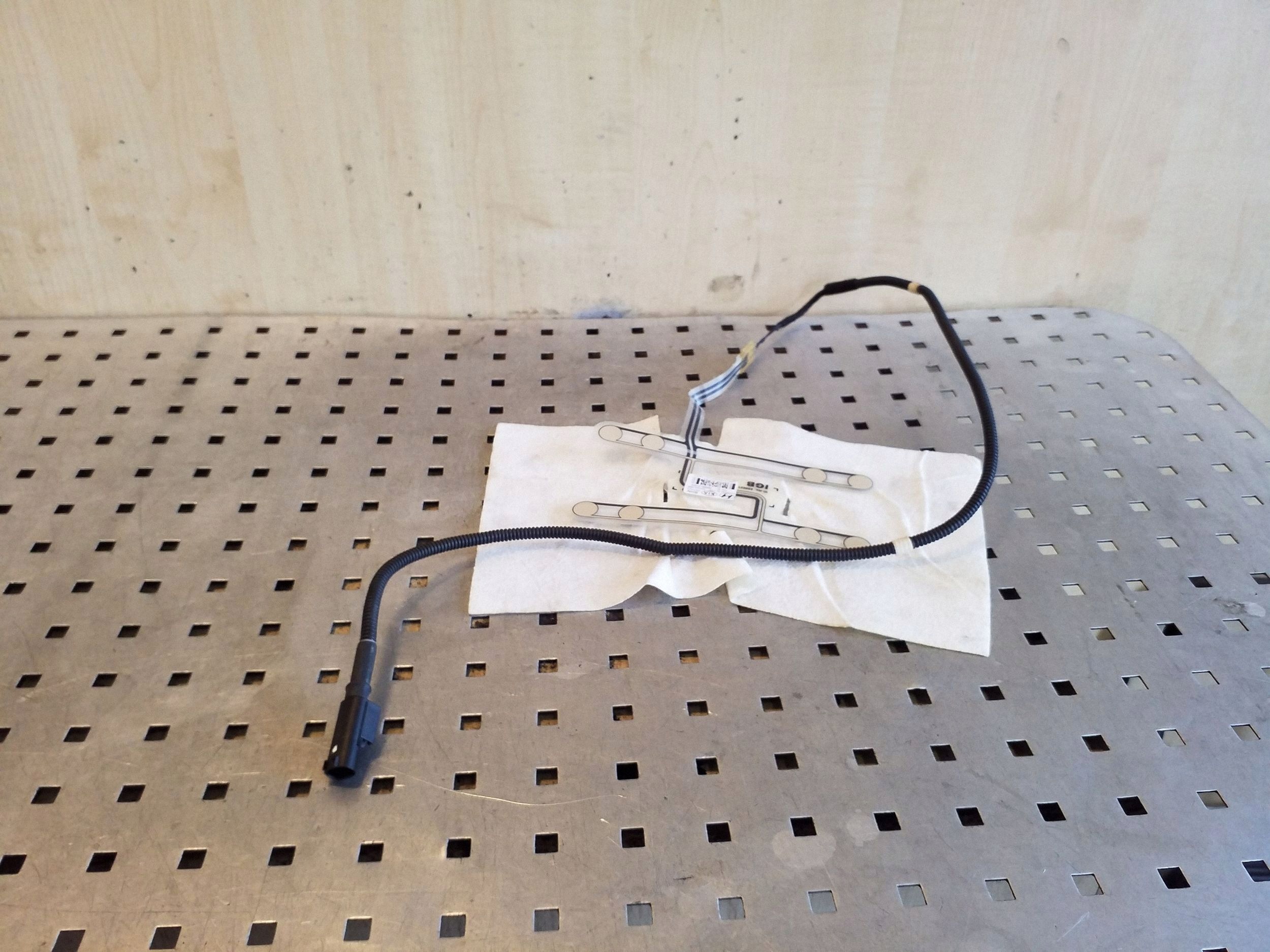 Sensor de Ocupação do Banco Hyundai ix35 Esquerdo Dianteiro 88880-2Y200 image 2