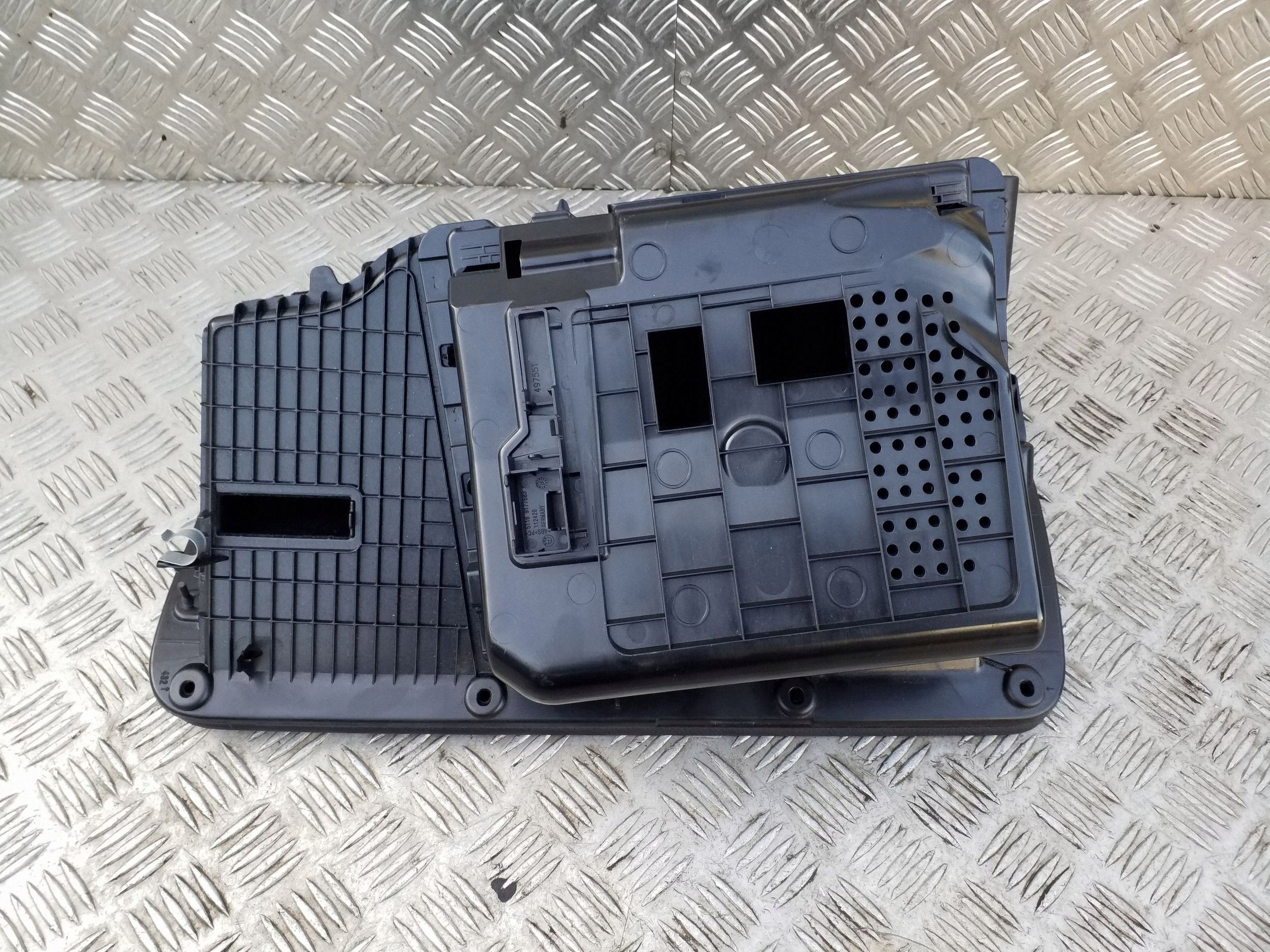 BMW 5 GT F07 Guantera Completa 51169142631 image 4
