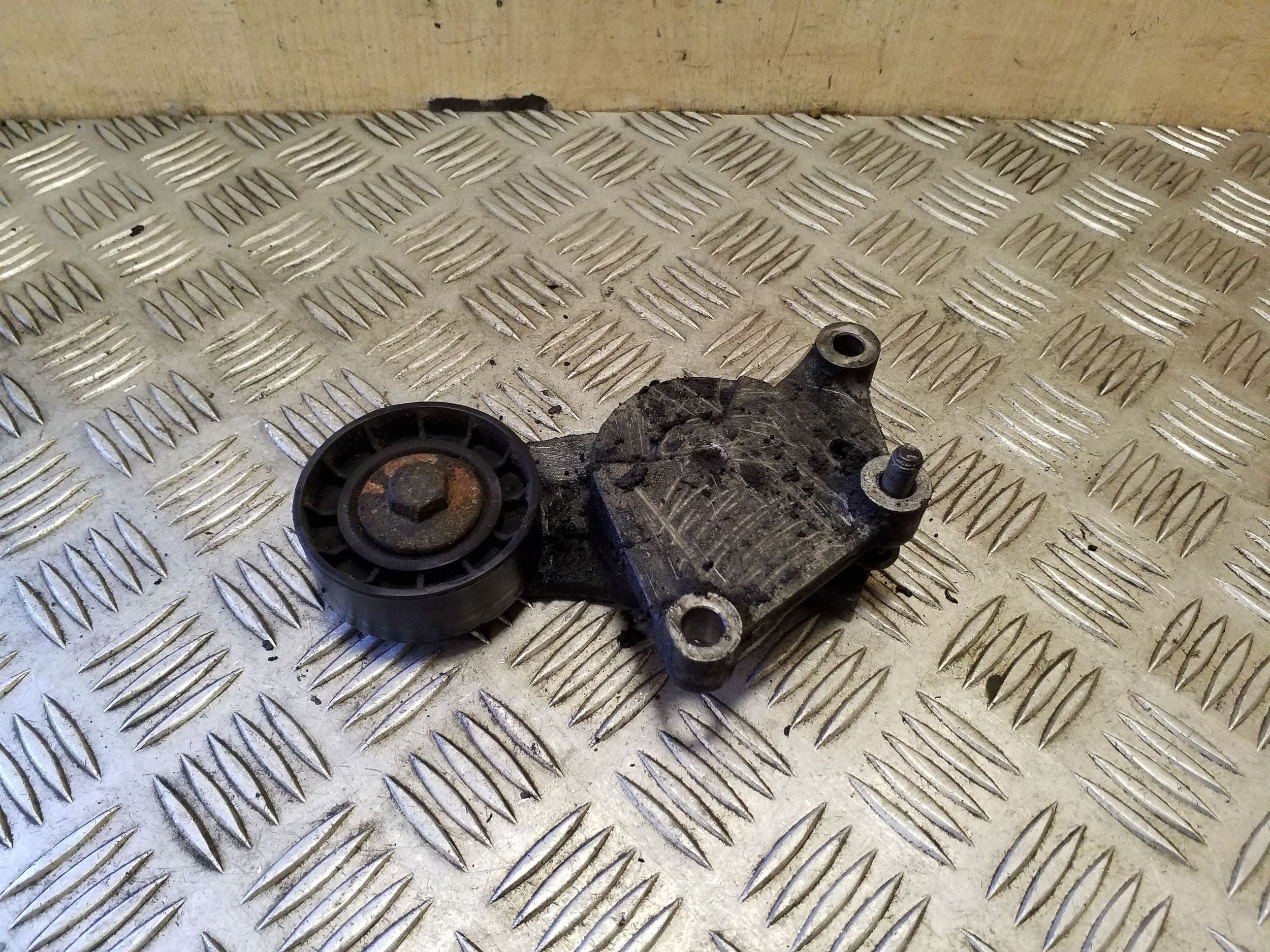 Ford Transit Connect spanrol alternator VAL197626 image 2