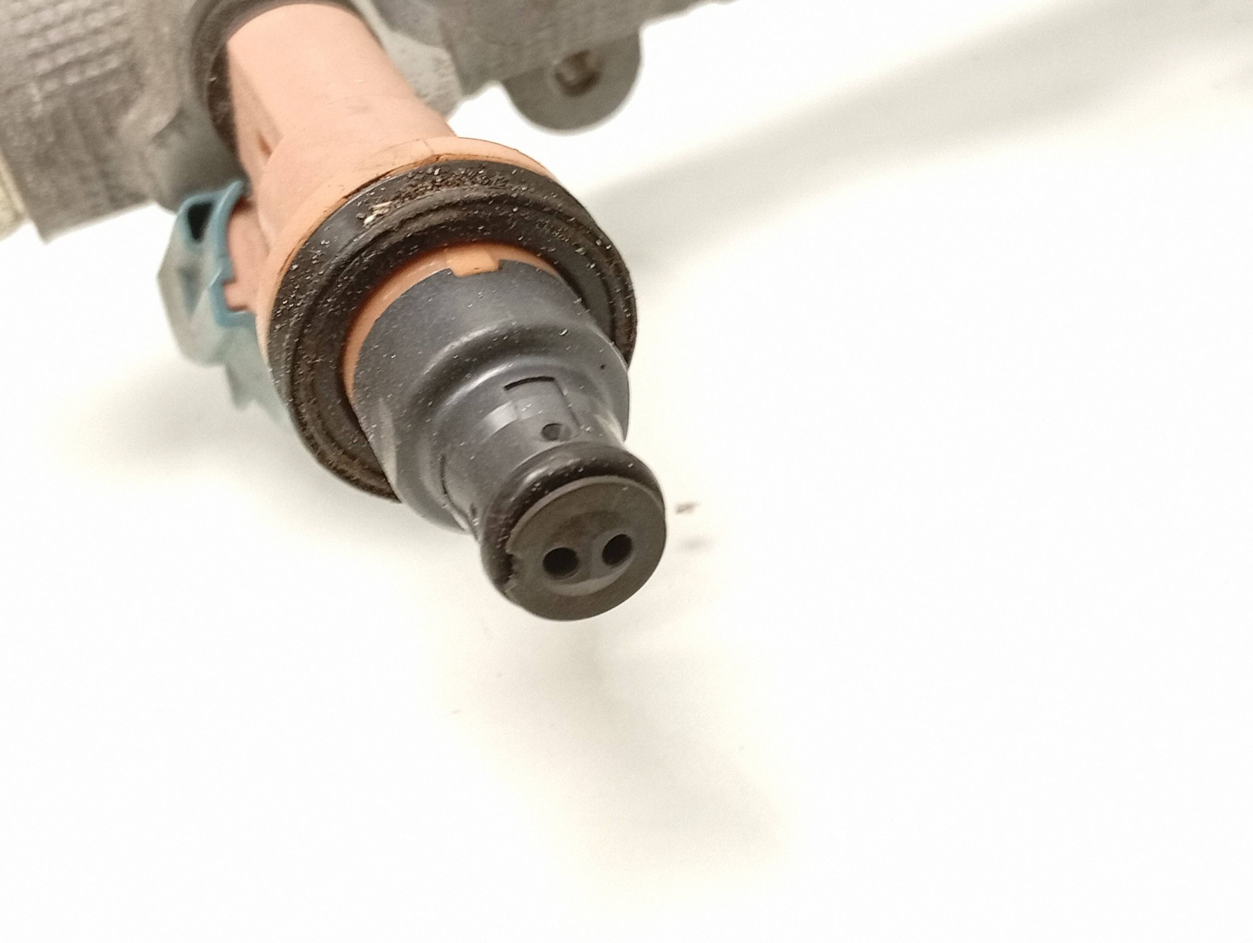 Conduite de carburant Lexus SC 430 2325050030 image 6