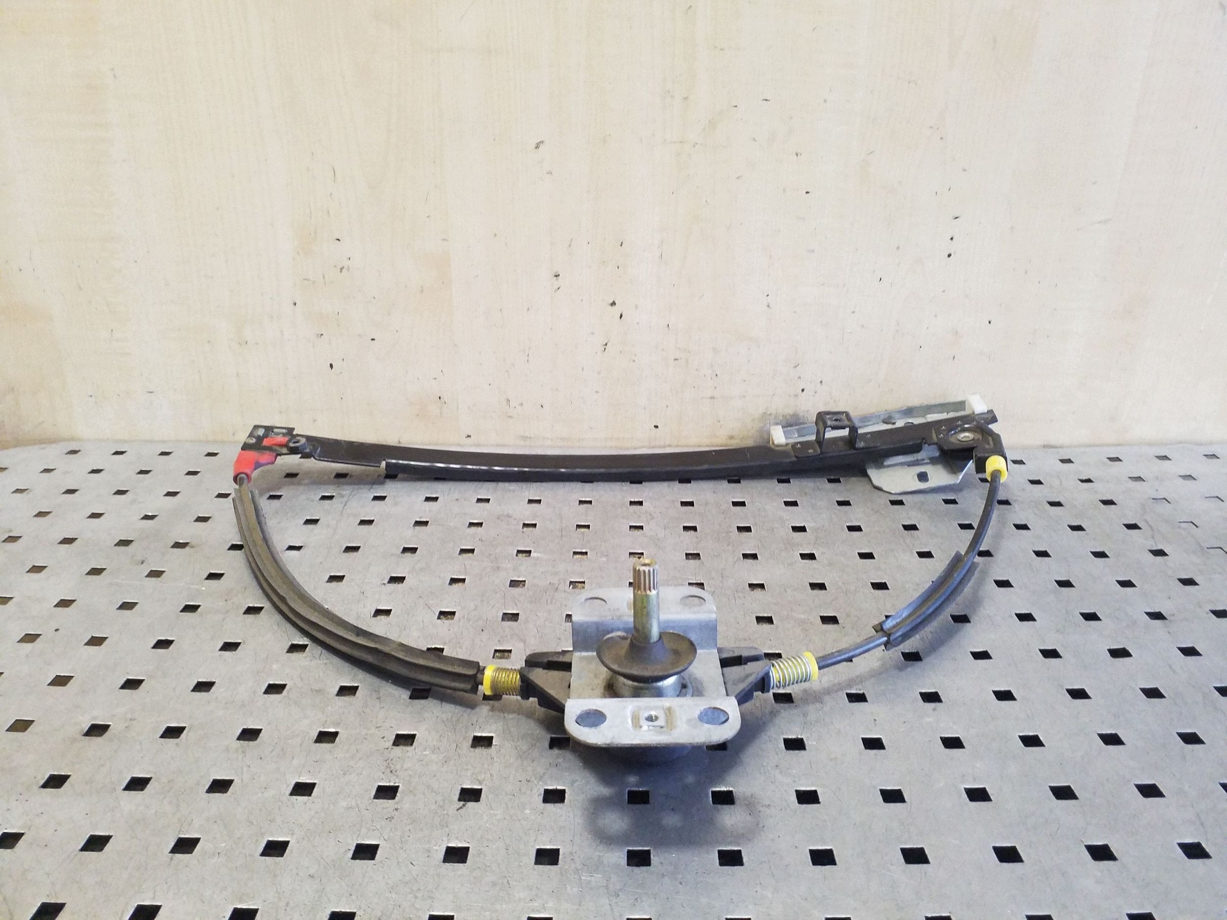 VW Passat B4 Window Regulator Rear Left image 4