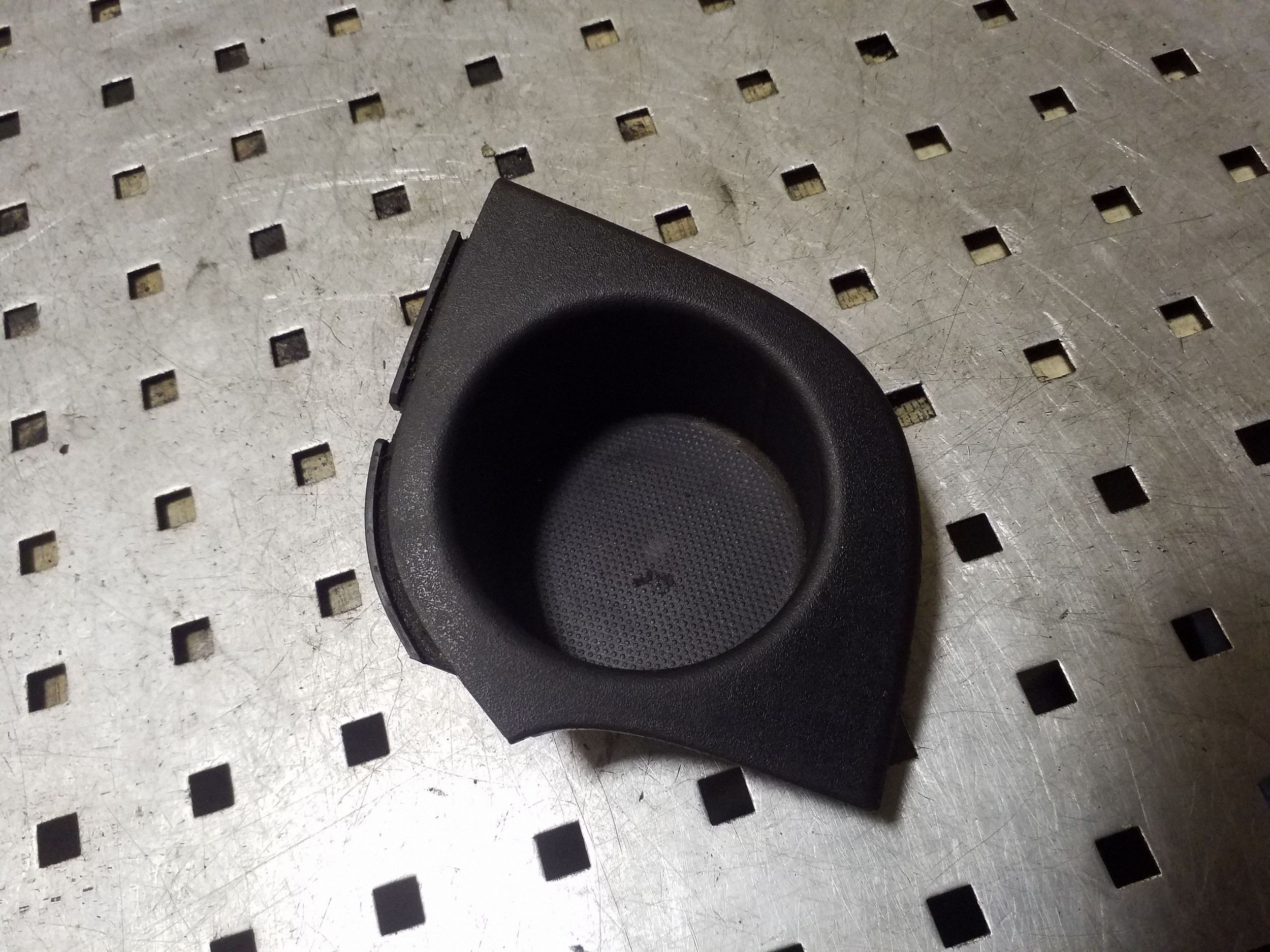 Soporte para vaso Nissan NV400 6321S0155 image 2