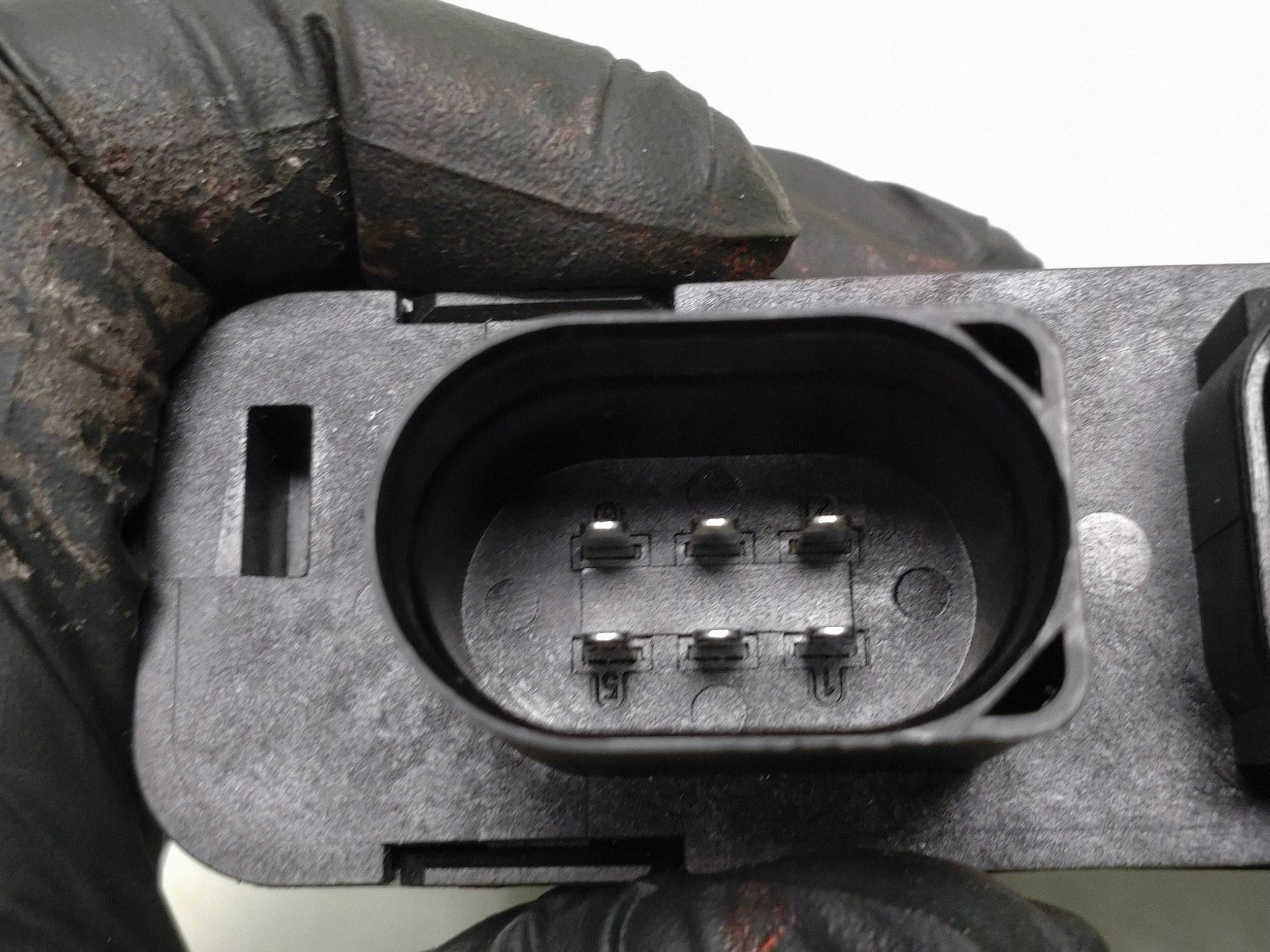 2004 VW Touareg I Central Locking Module 3D0909137X image 3