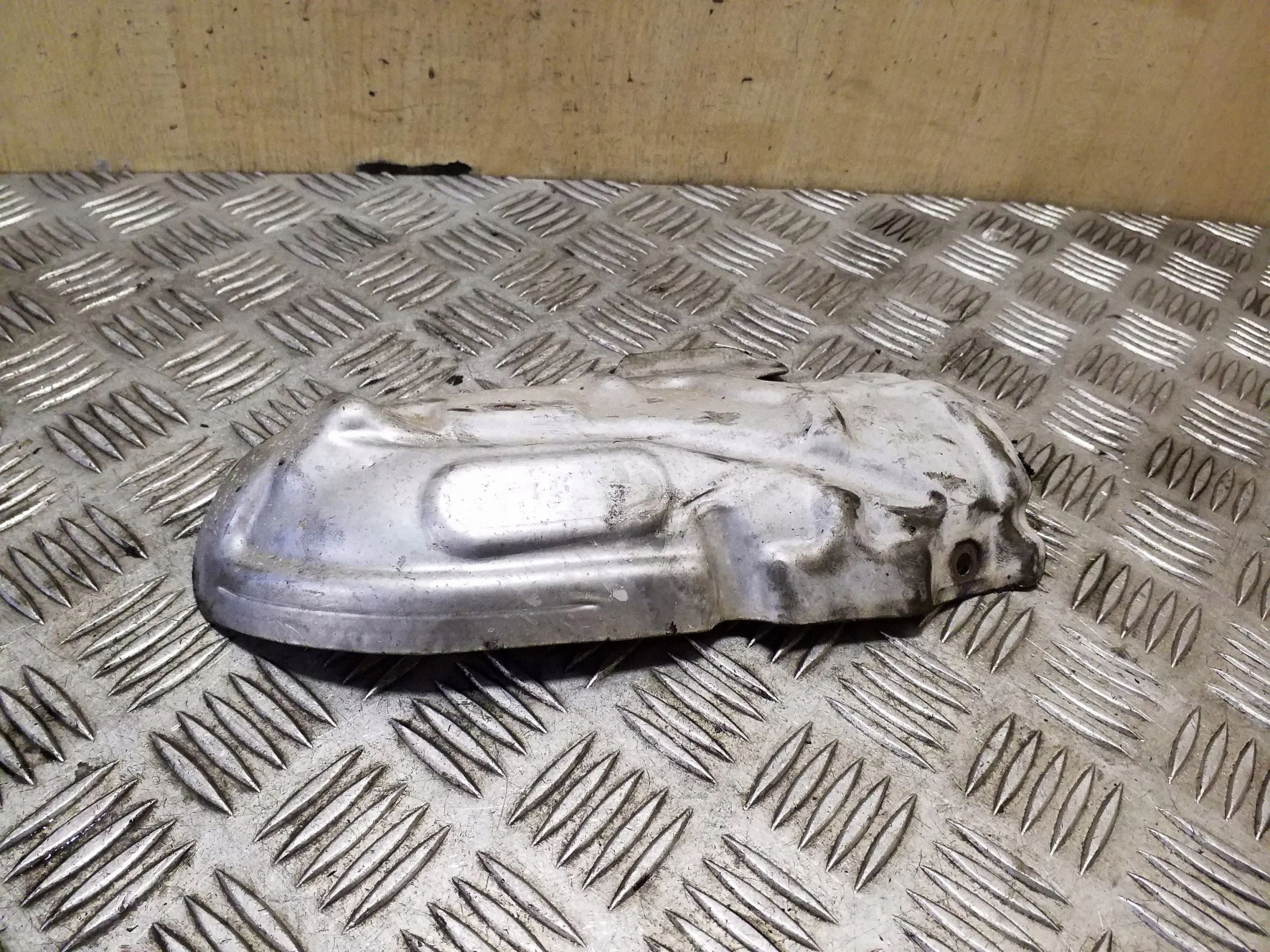 BMW F10 F20 F30 Wärmeschutzabdeckung N47 OE 7823223 image 3