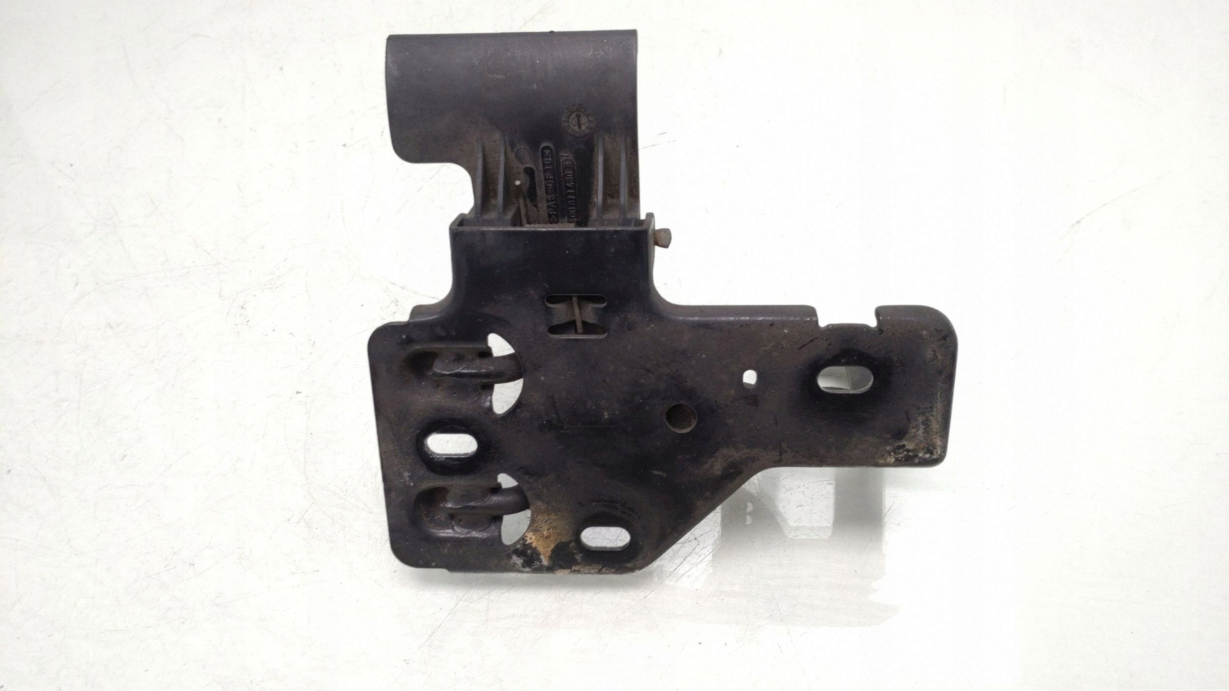 Fecho do Capô VW Touareg I 2.5 2003 6Q0823480B image 3