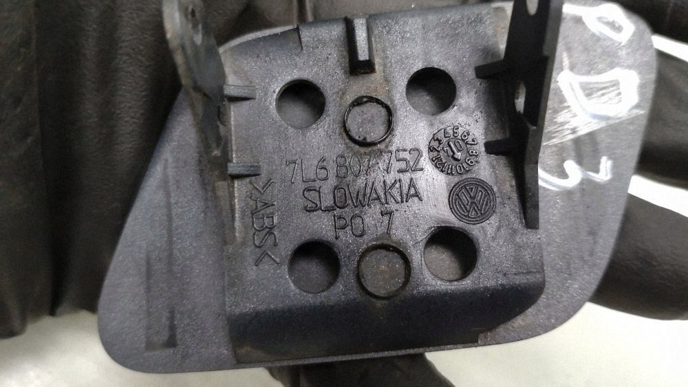 VW Touareg I Waschdüsenabdeckung 7L6807752 image 5