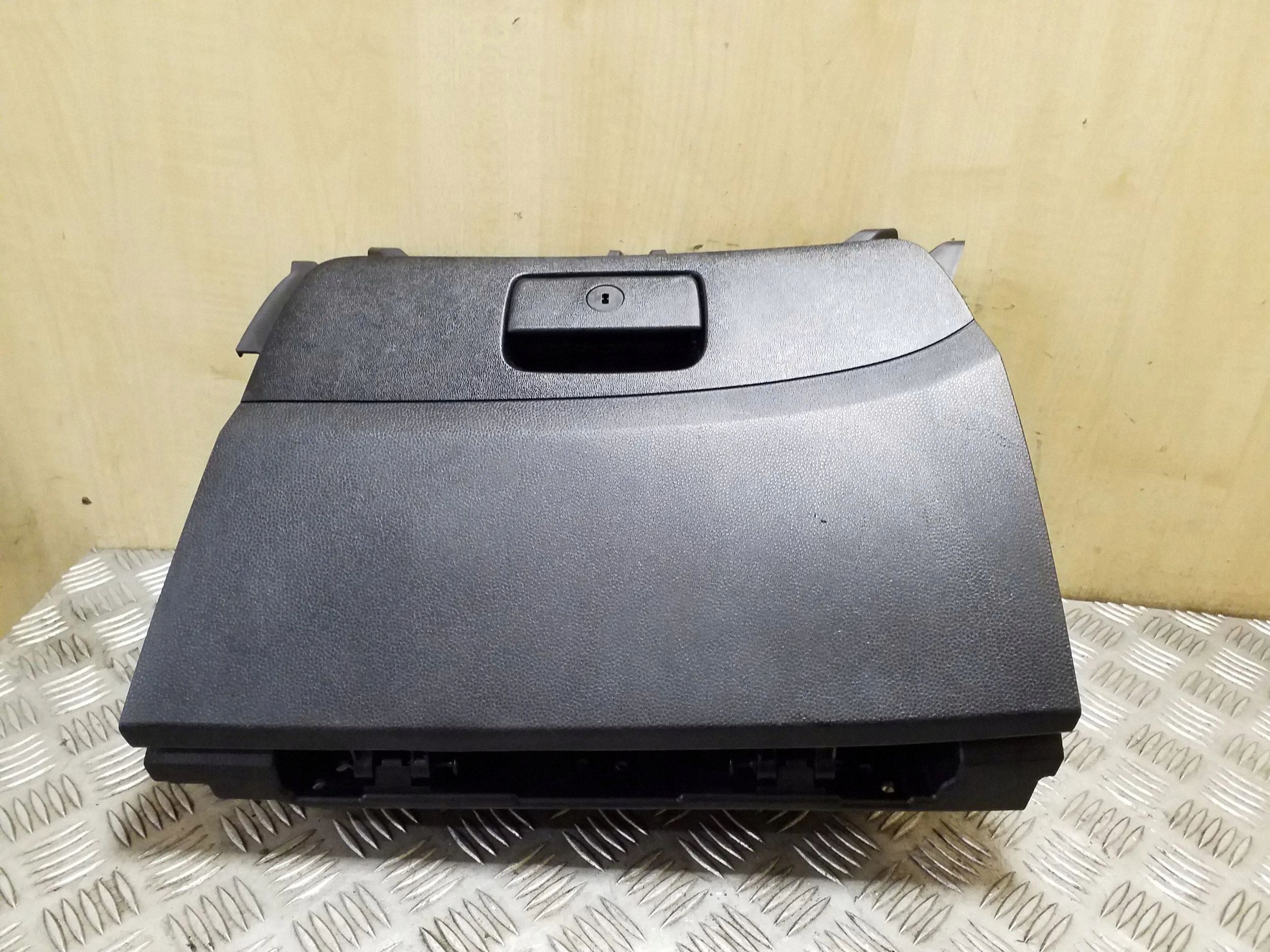 HYUNDAI IX35 Coffre Tableau Bord 845412Y900 image 2