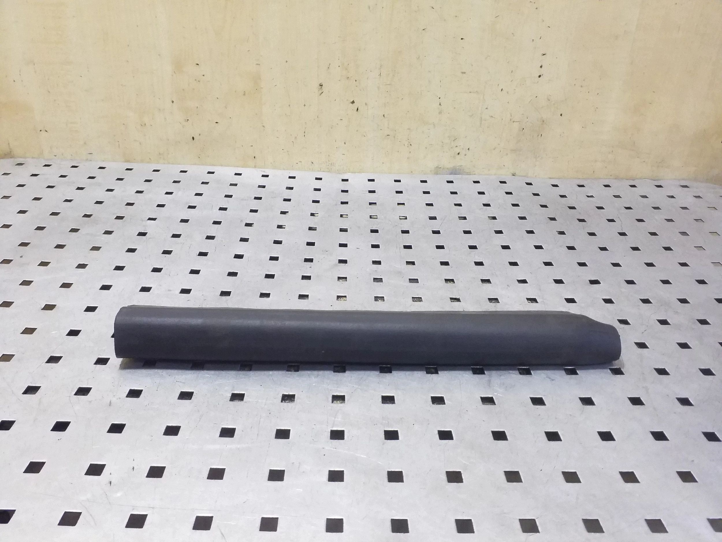 Joint de capot gauche Range Rover Sport L494 image 3