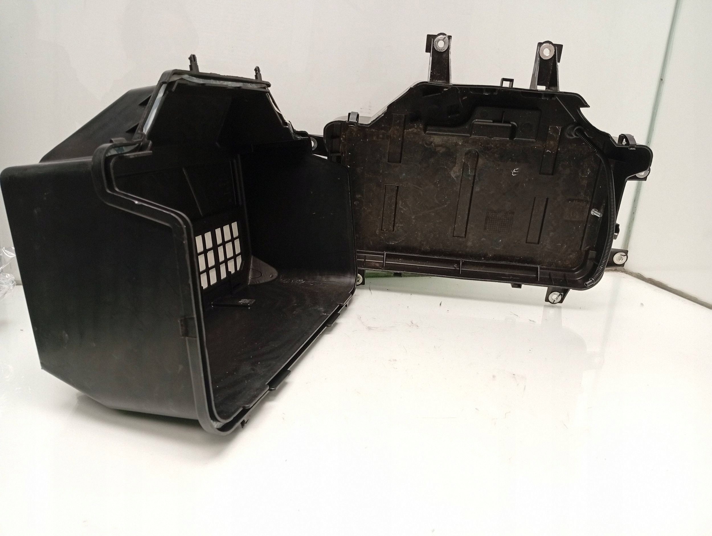 Base do Bateria VW OE 7L6915430A Usada image 4