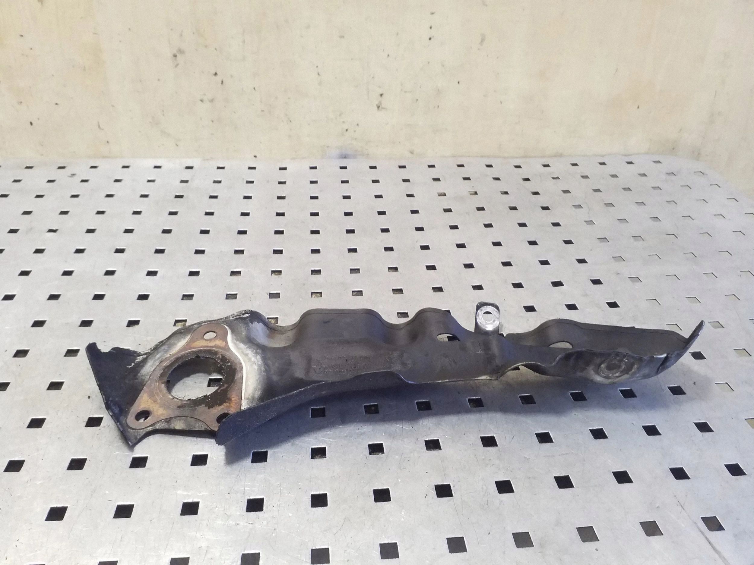 Nissan OE 140133244R Lämpösuoja image 3