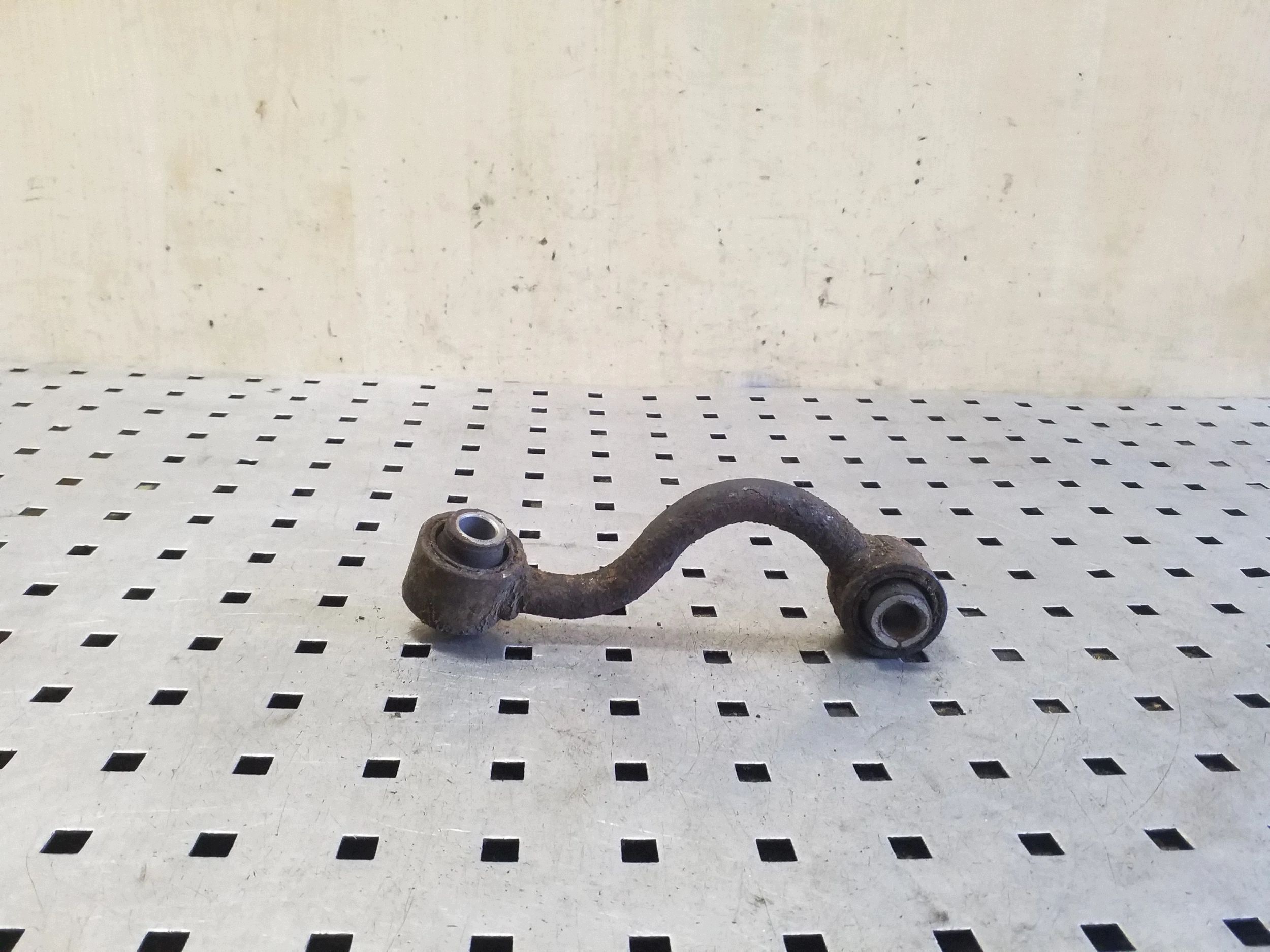 Nissan X-Trail T32 Stabilisatorlenker hinten links OEM VAL220222 image 2