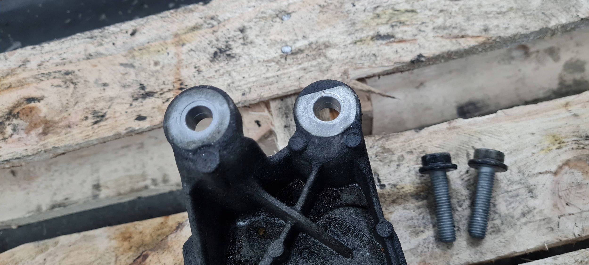 Support boîte de vitesses Audi A4/A5 2.0 TDI image 7