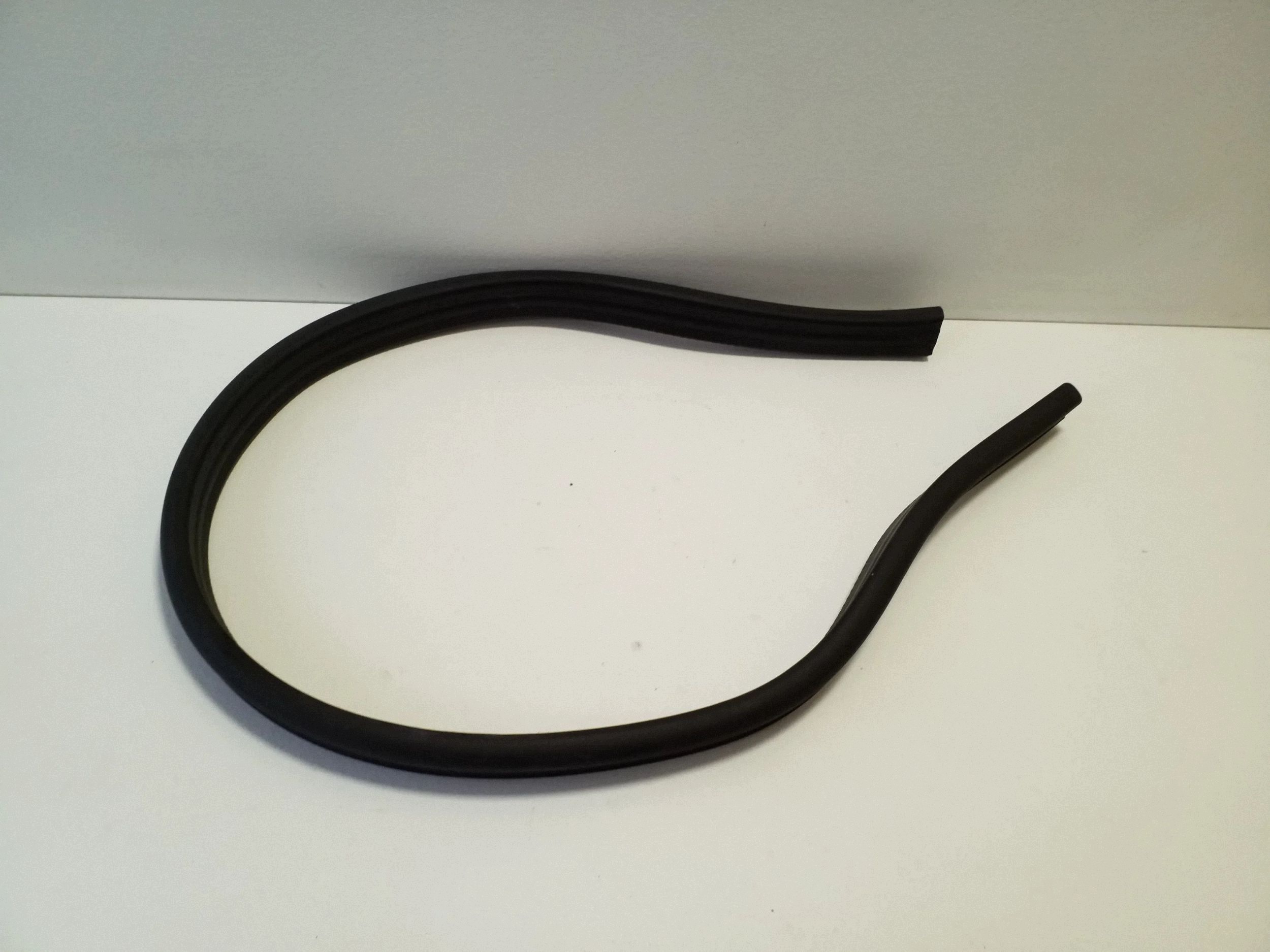 Joint de capot Audi Q3 8U VAL229126 image 2