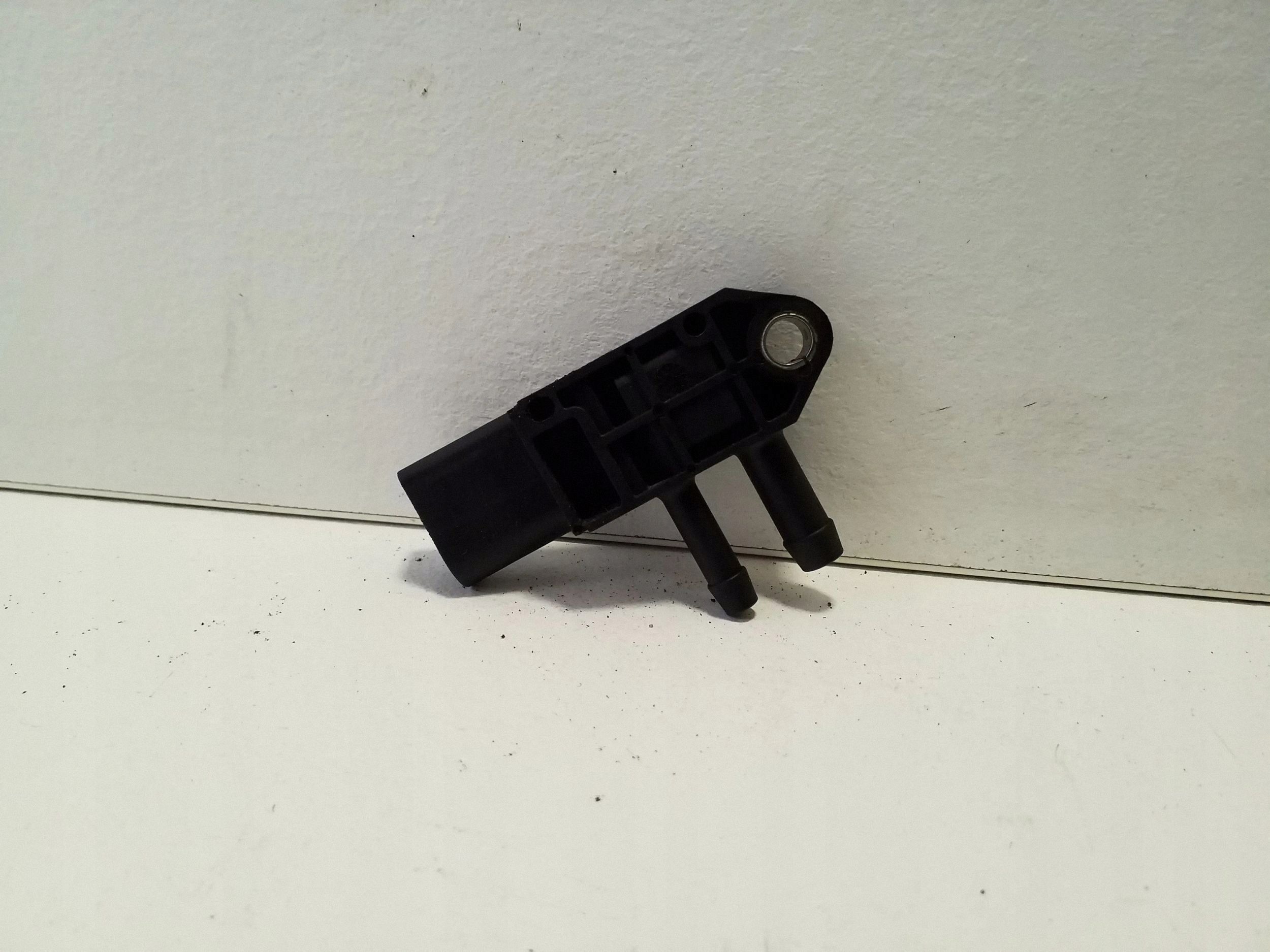 Sensor de Vacío Audi A6 C7 TDI 0281006082 image 4