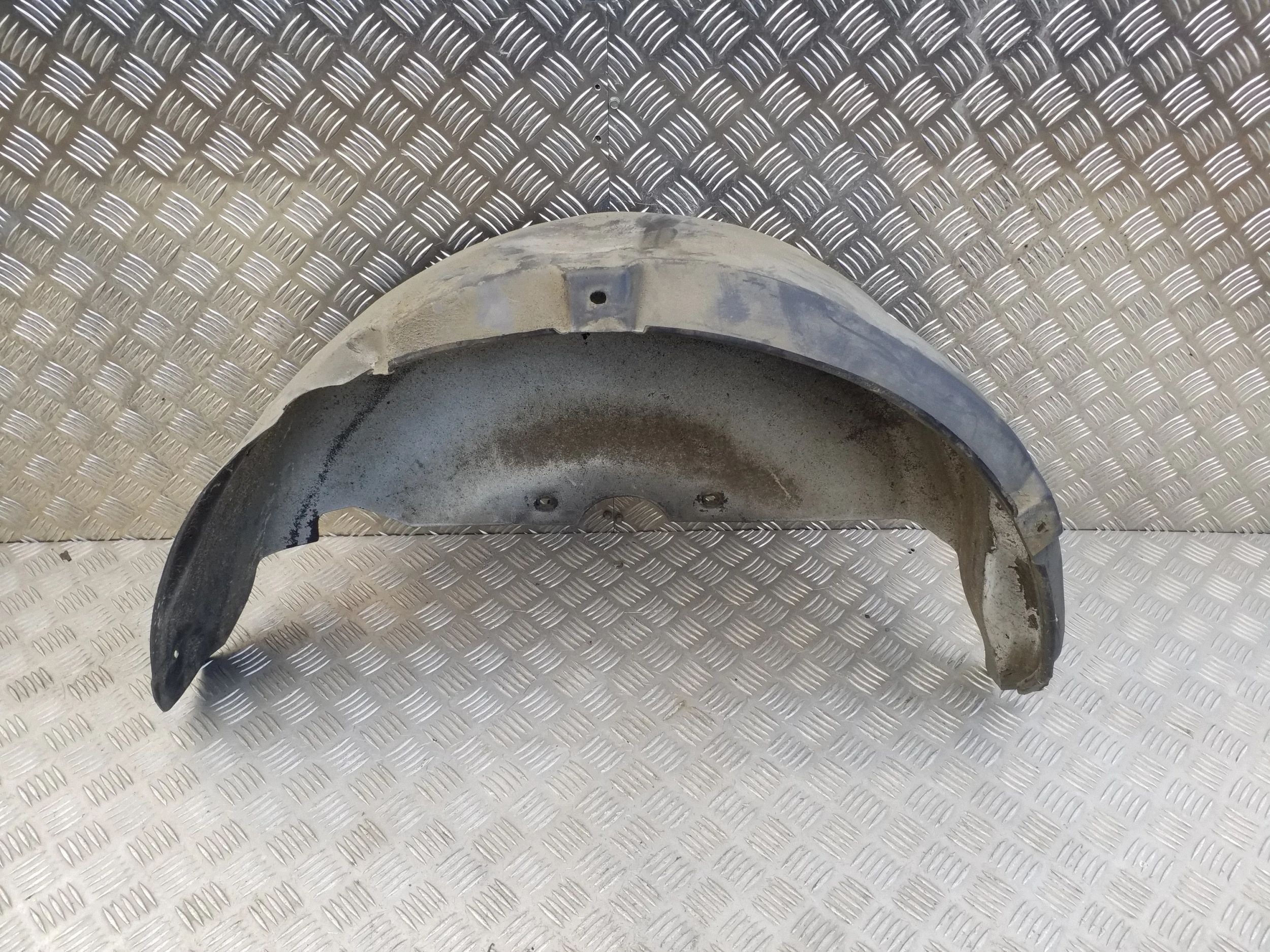 SEAT Alhambra MK1 Takalokasuoja Oikea 7M3810972B image 2