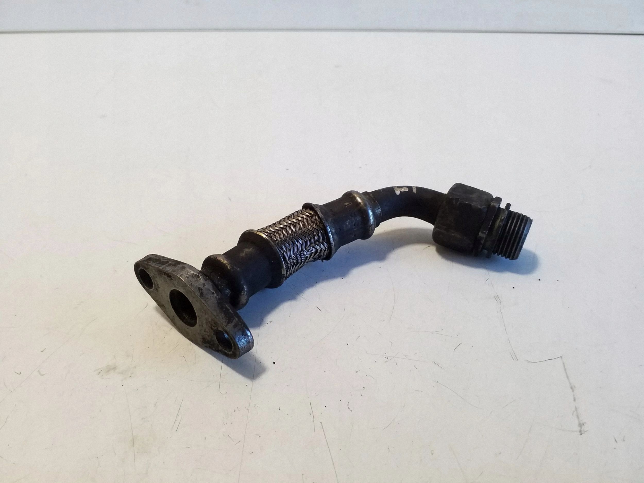 VW Passat B6 EGR-rör 038145736 image 2
