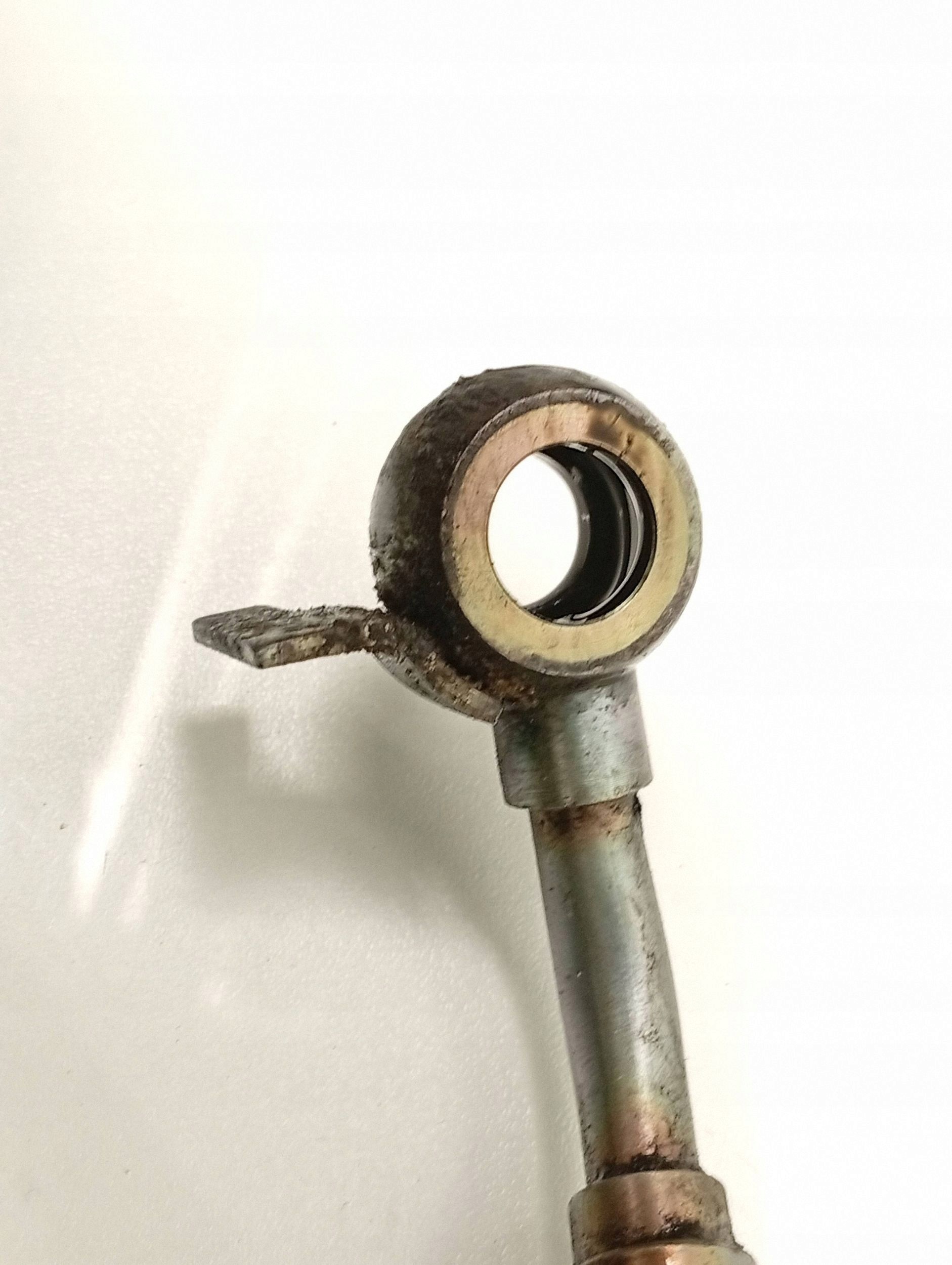 Oljeturboslang Nissan Navara D40 FRC144848 image 3
